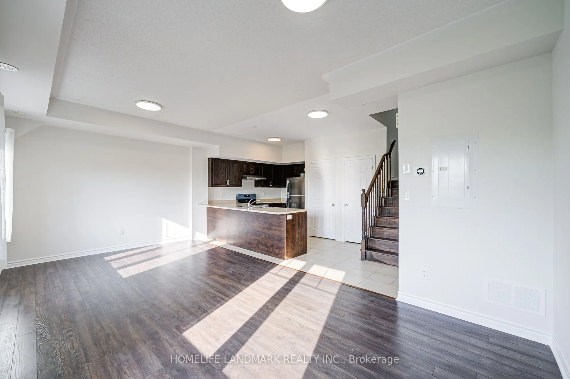 9 Eaton Park Lane, #8