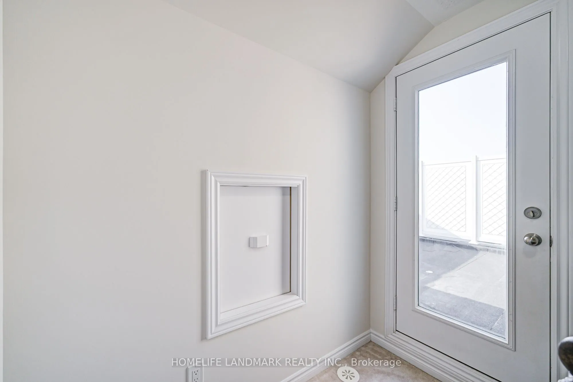 9 Eaton Park Lane, #8