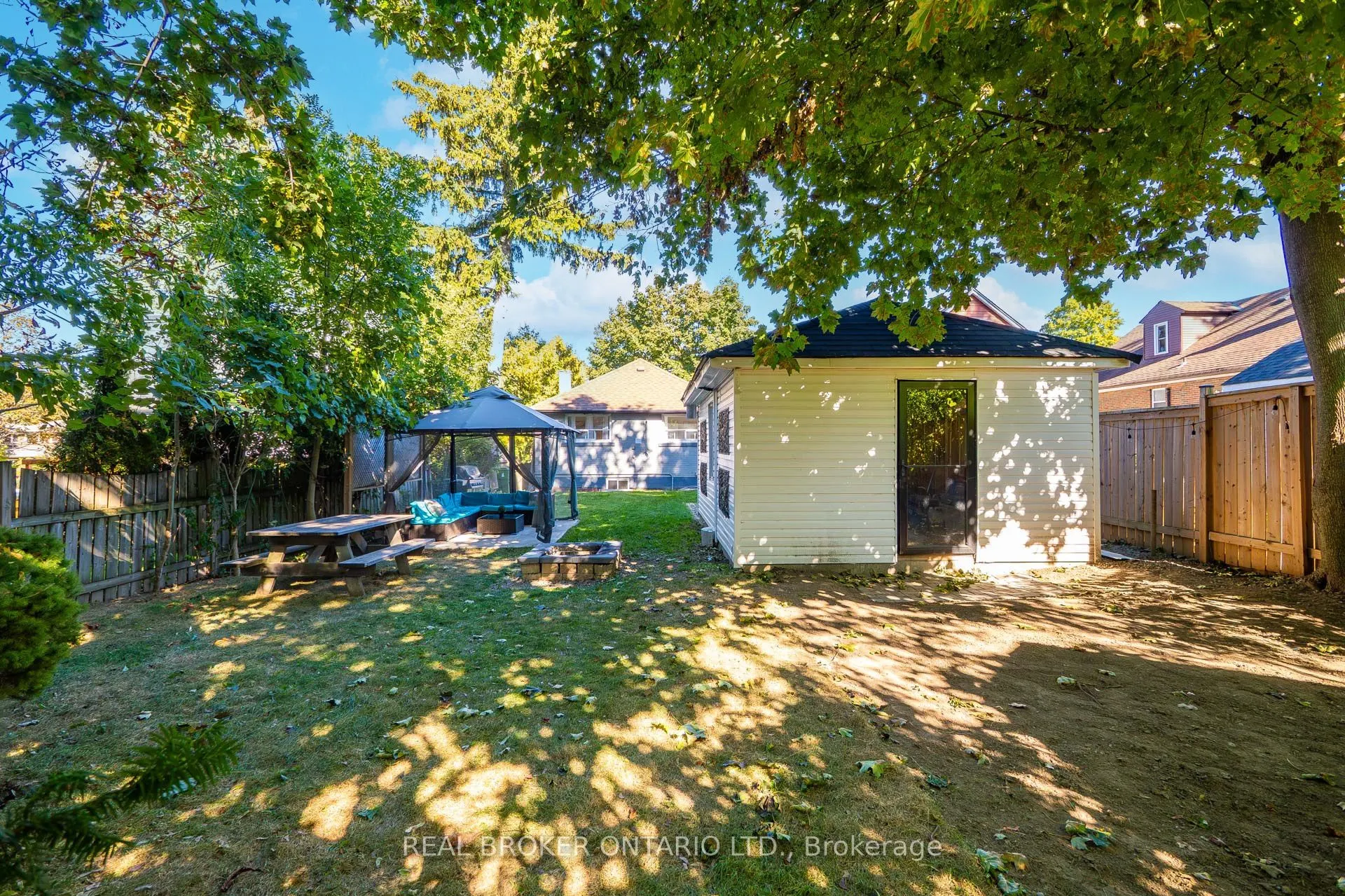 30 Presley Avenue