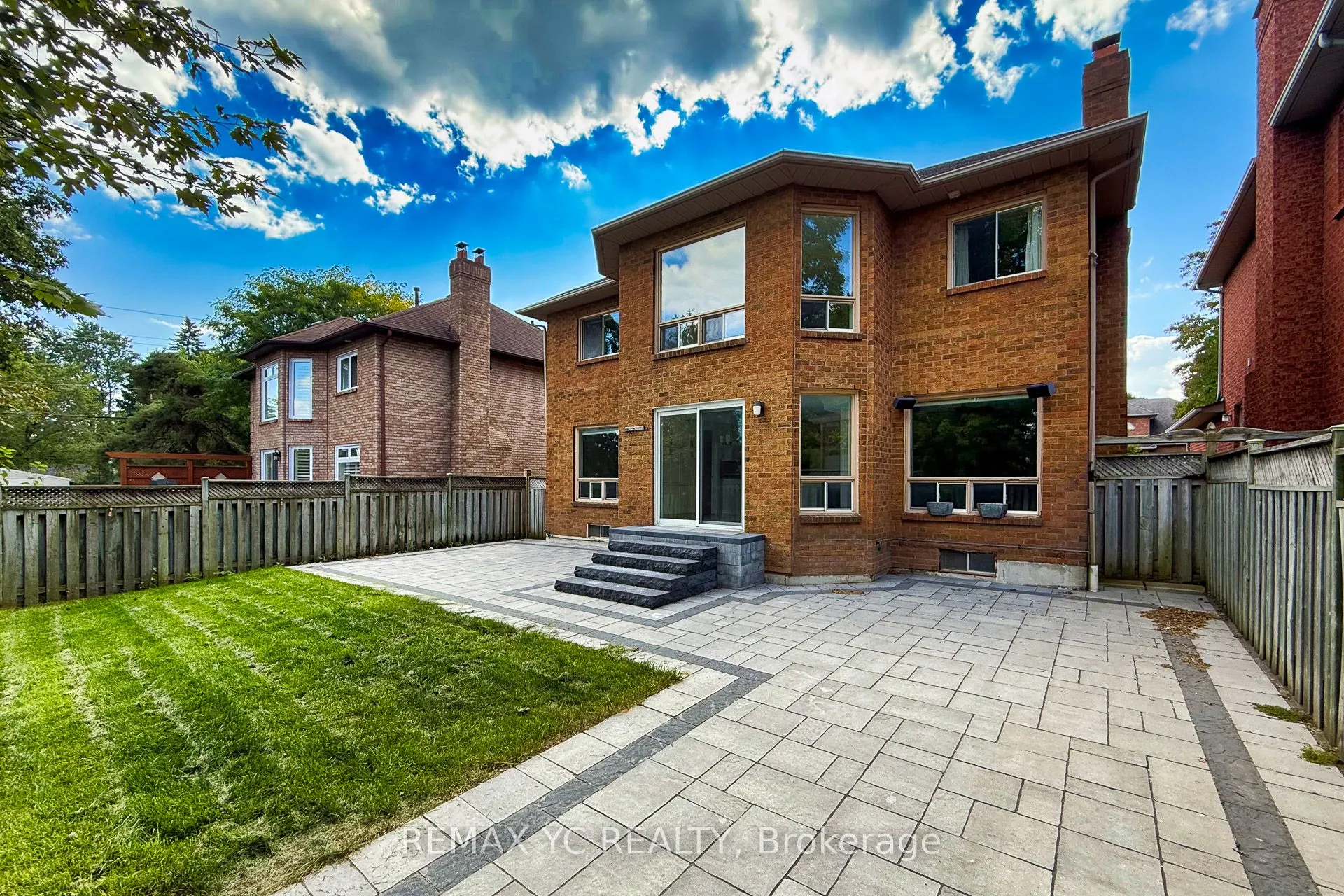 896 Darwin Drive