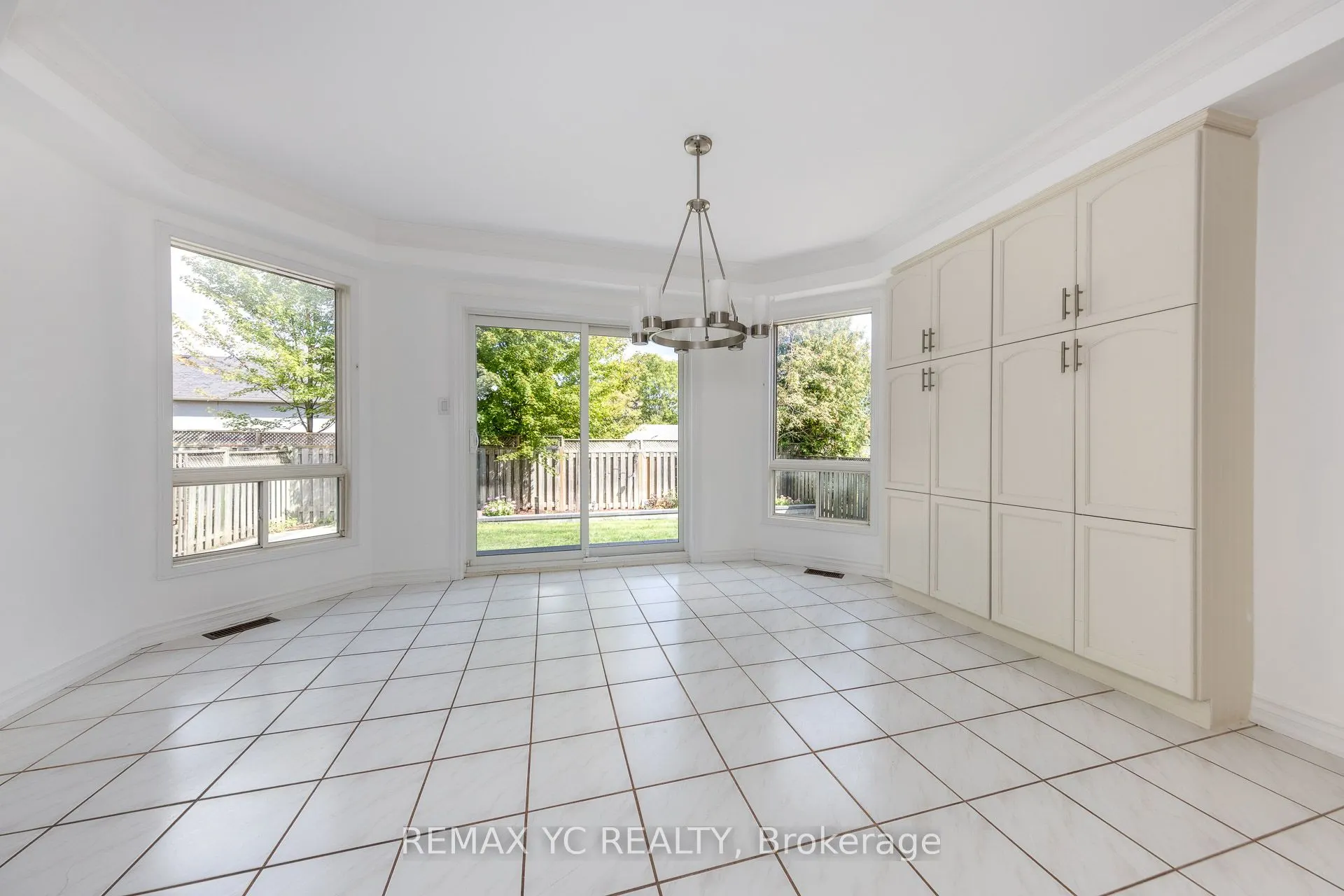 896 Darwin Drive