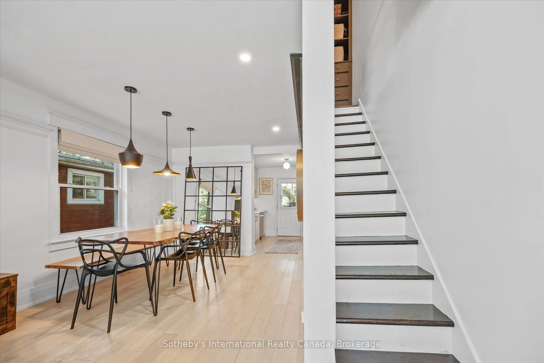 106 Hiltz Avenue