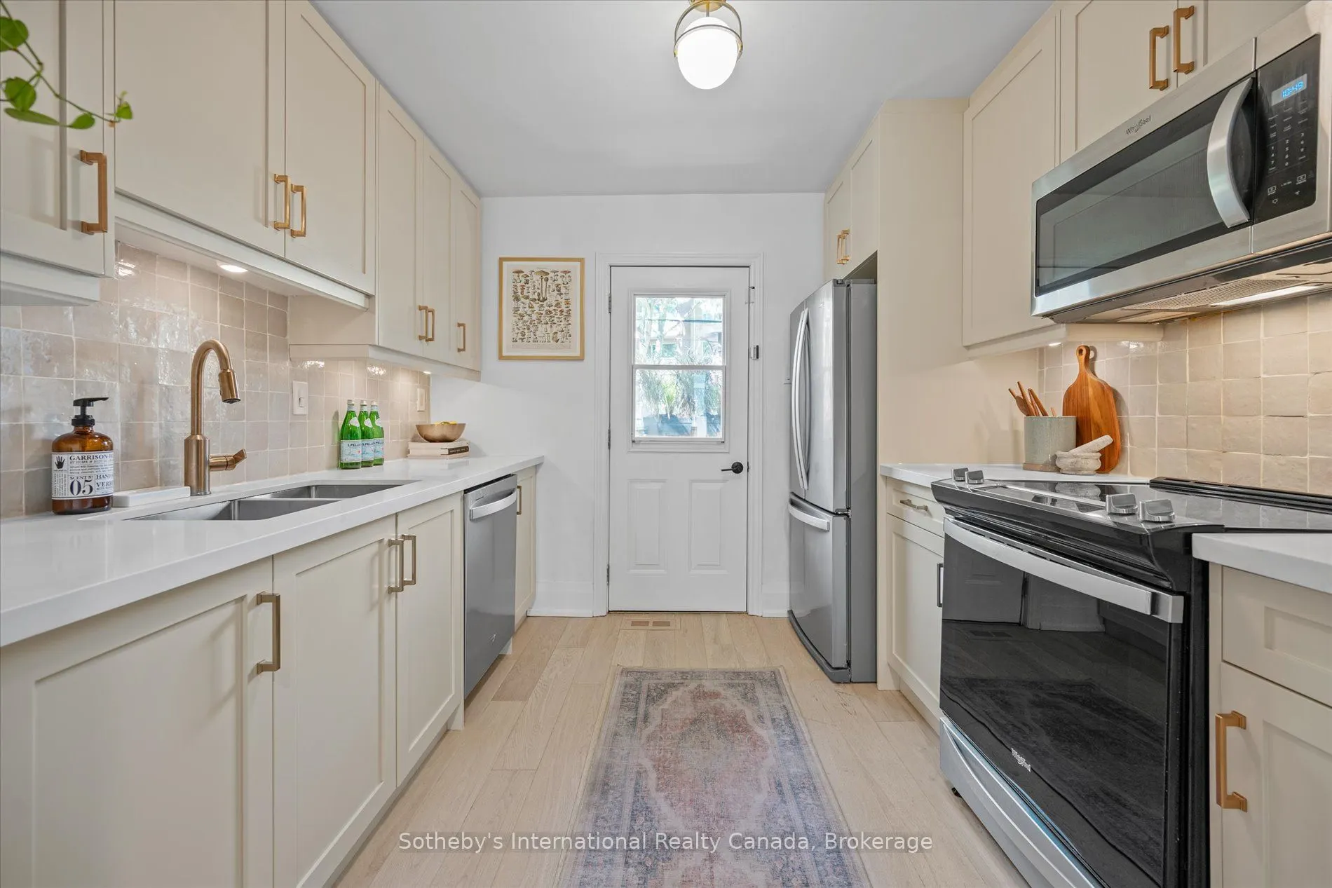 106 Hiltz Avenue