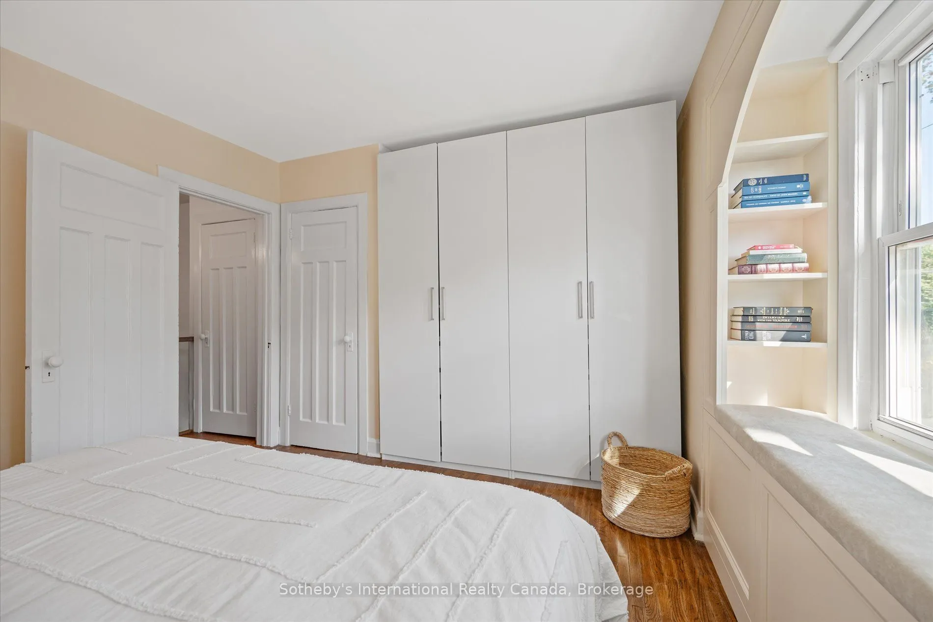 106 Hiltz Avenue