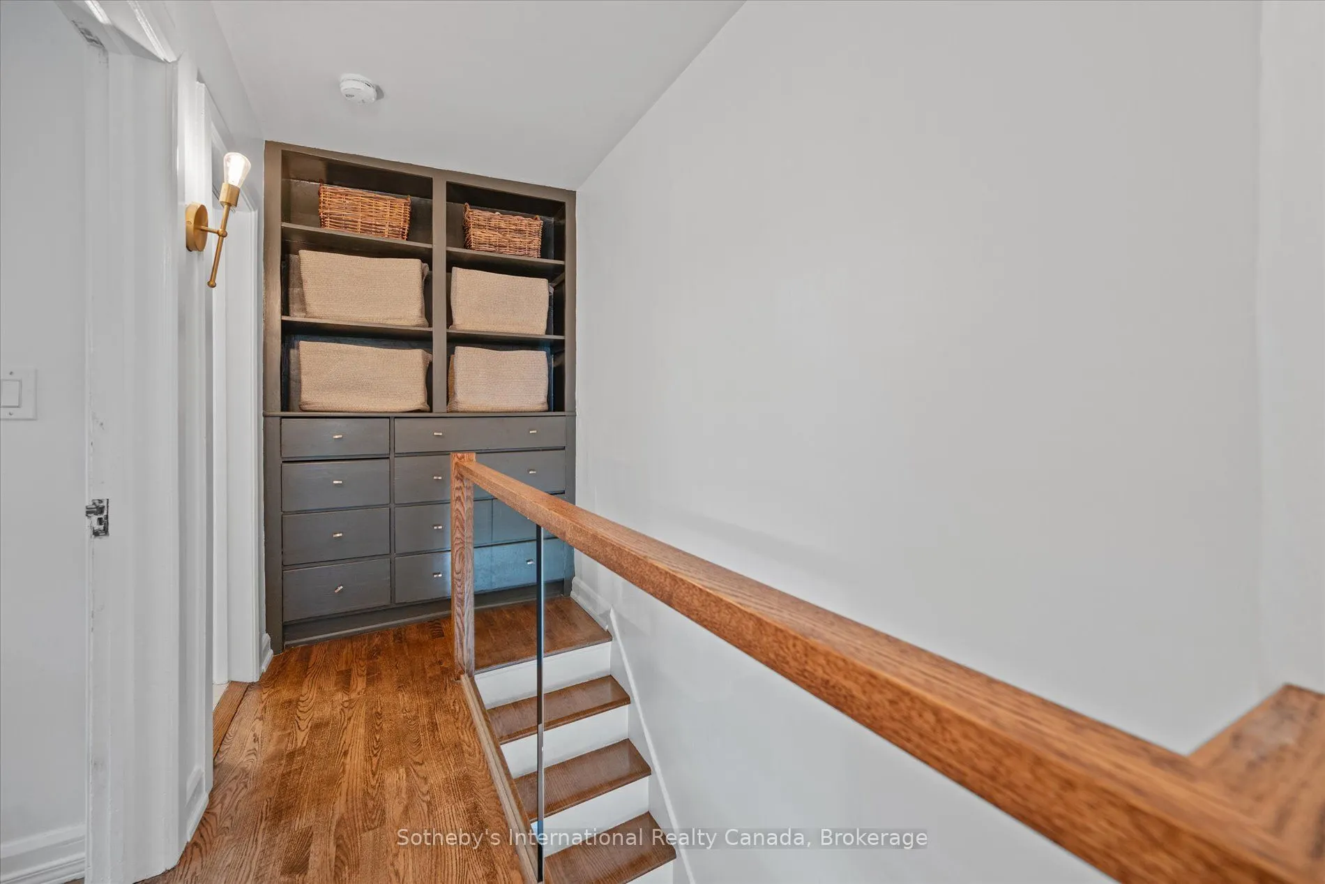 106 Hiltz Avenue