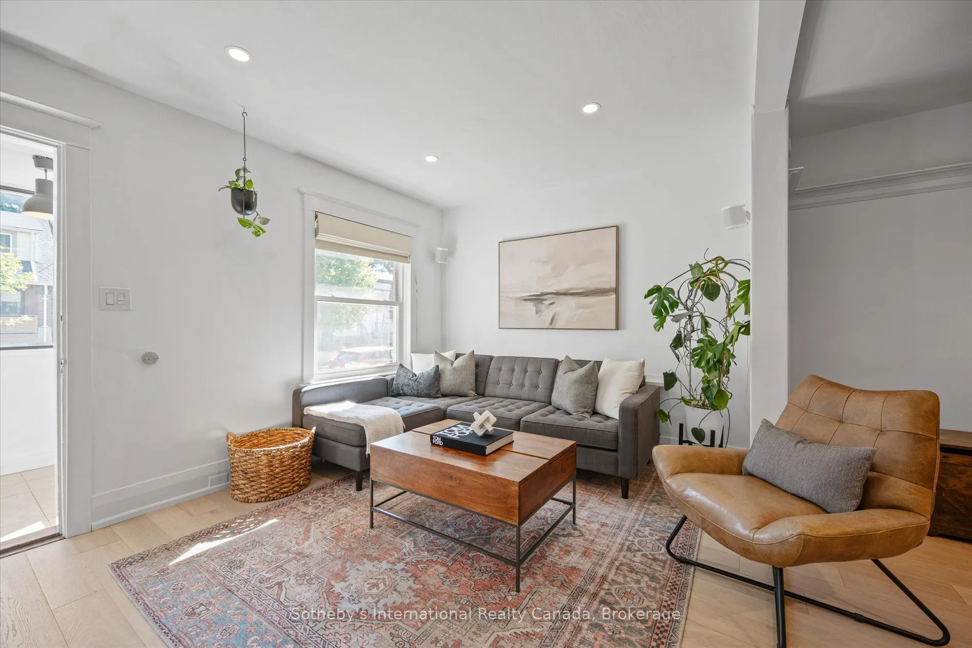 106 Hiltz Avenue