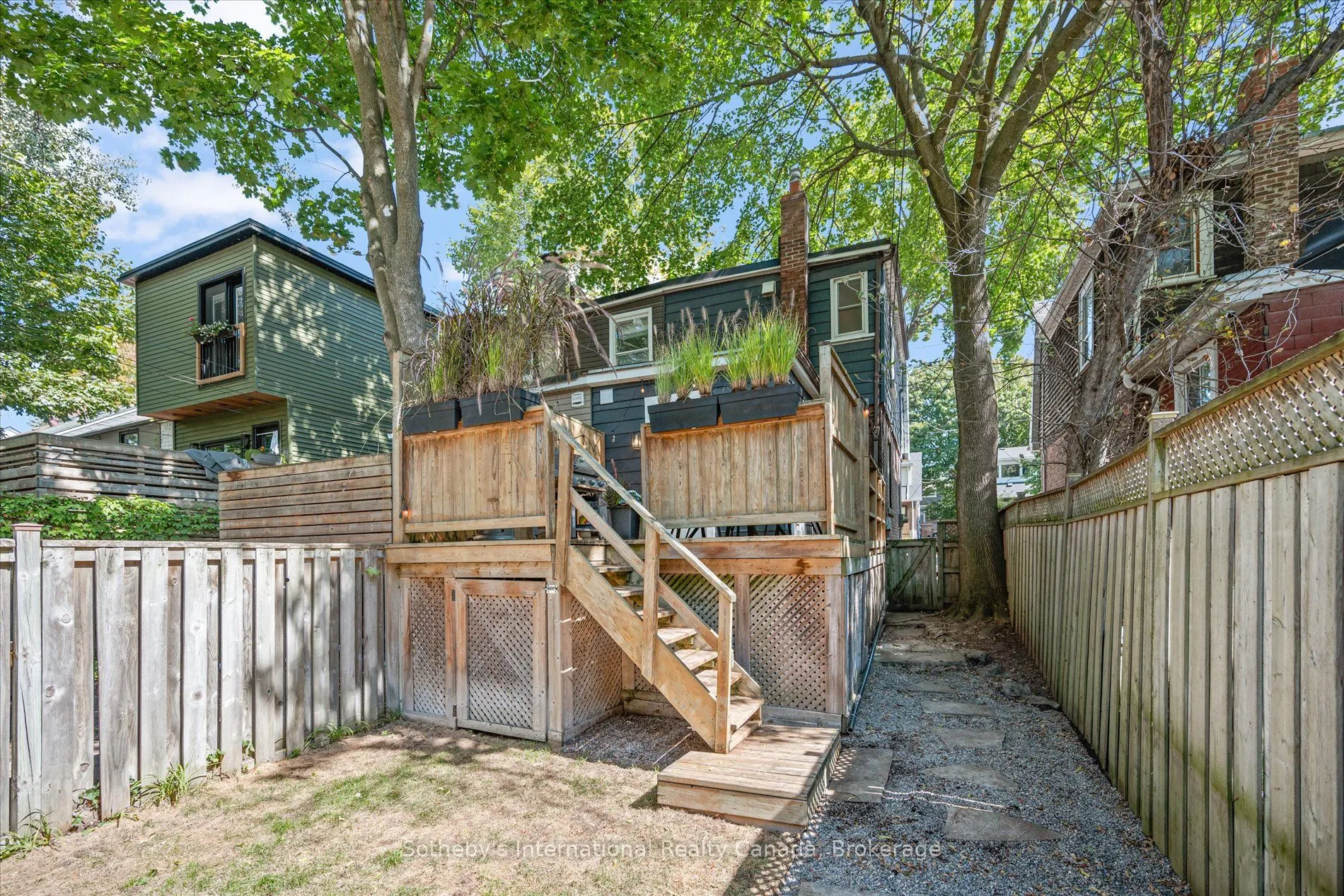 106 Hiltz Avenue