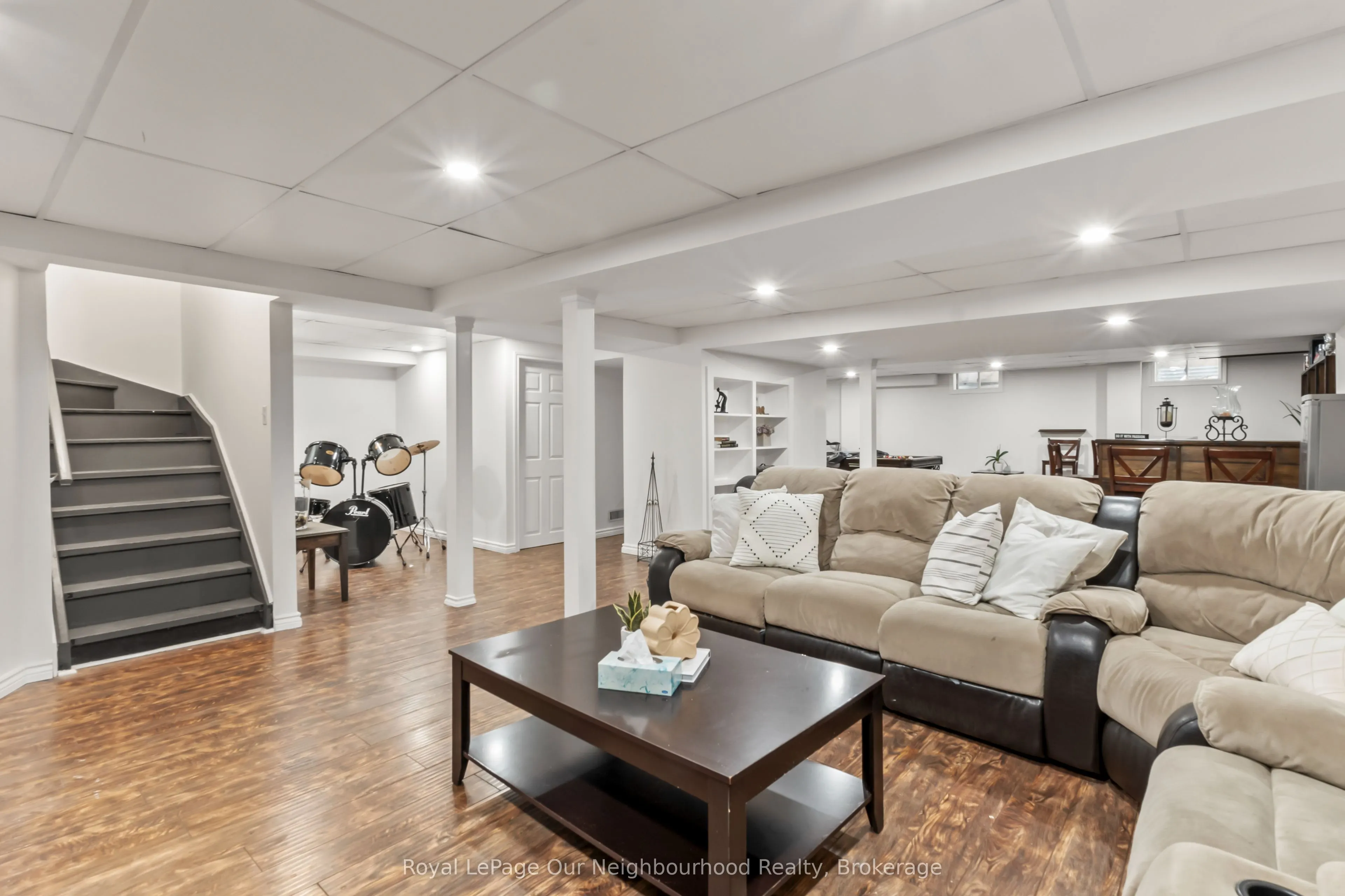 1305 Aldergrove Drive