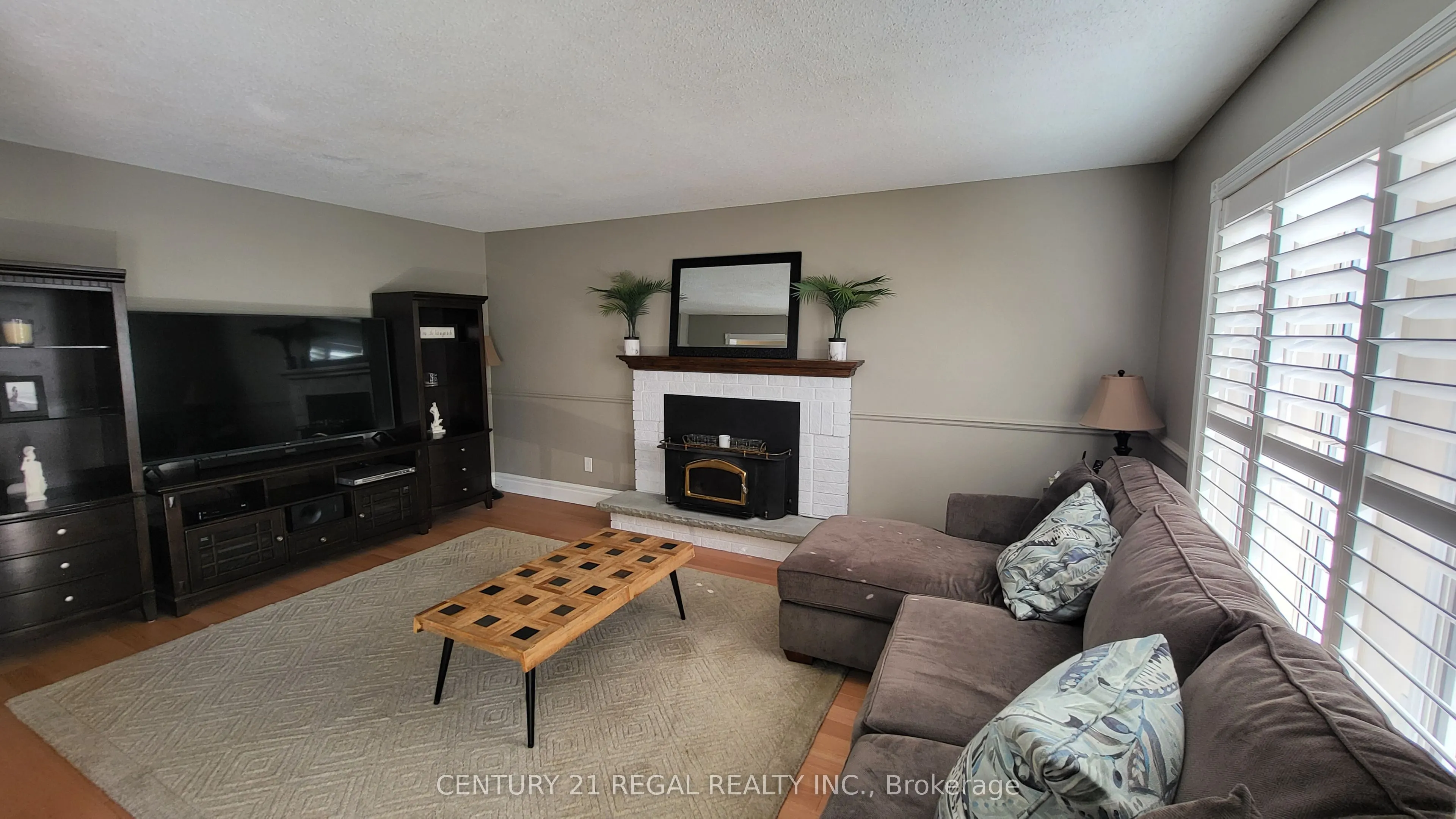 42 Milner Crescent