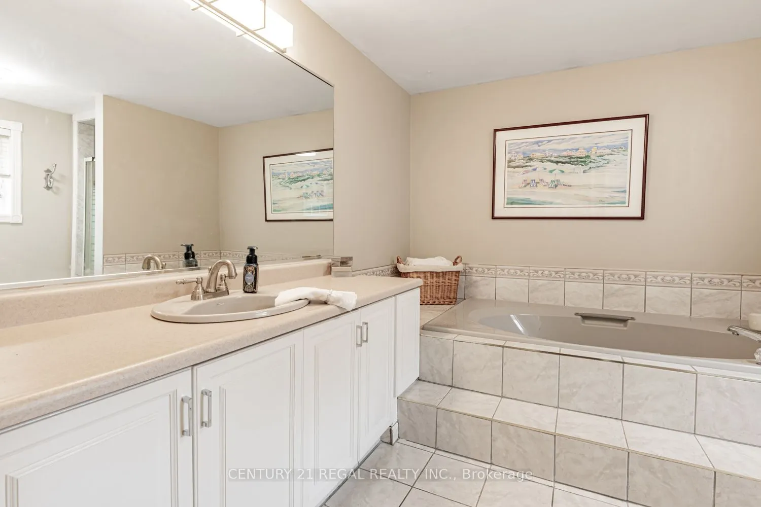 42 Milner Crescent