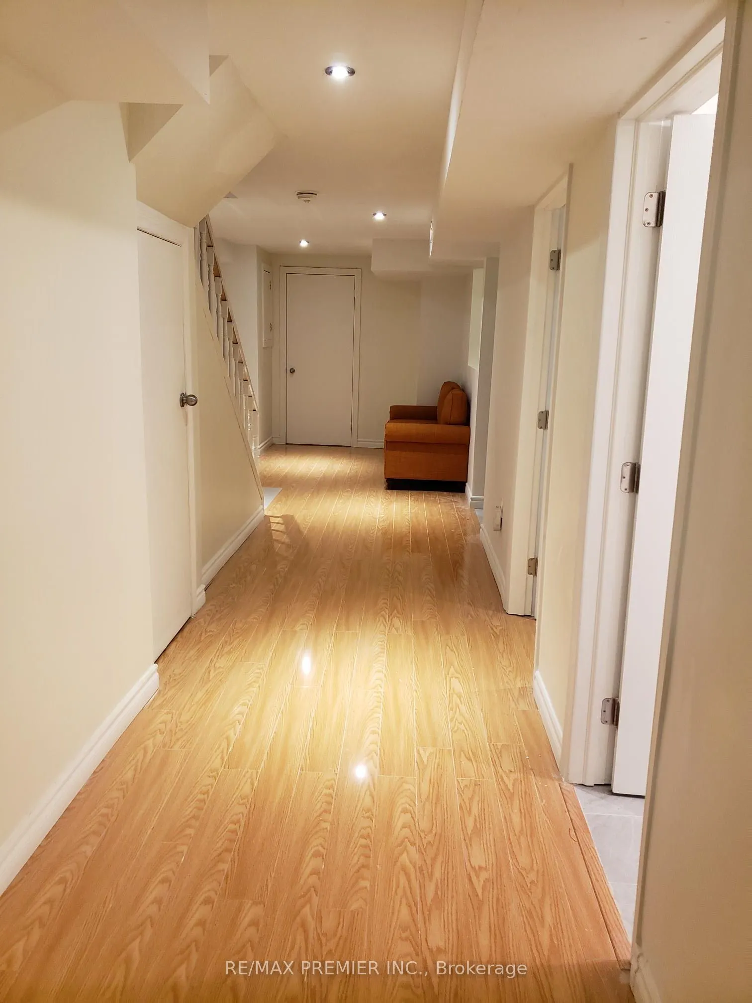 173 Dean Park Road, #LOWER