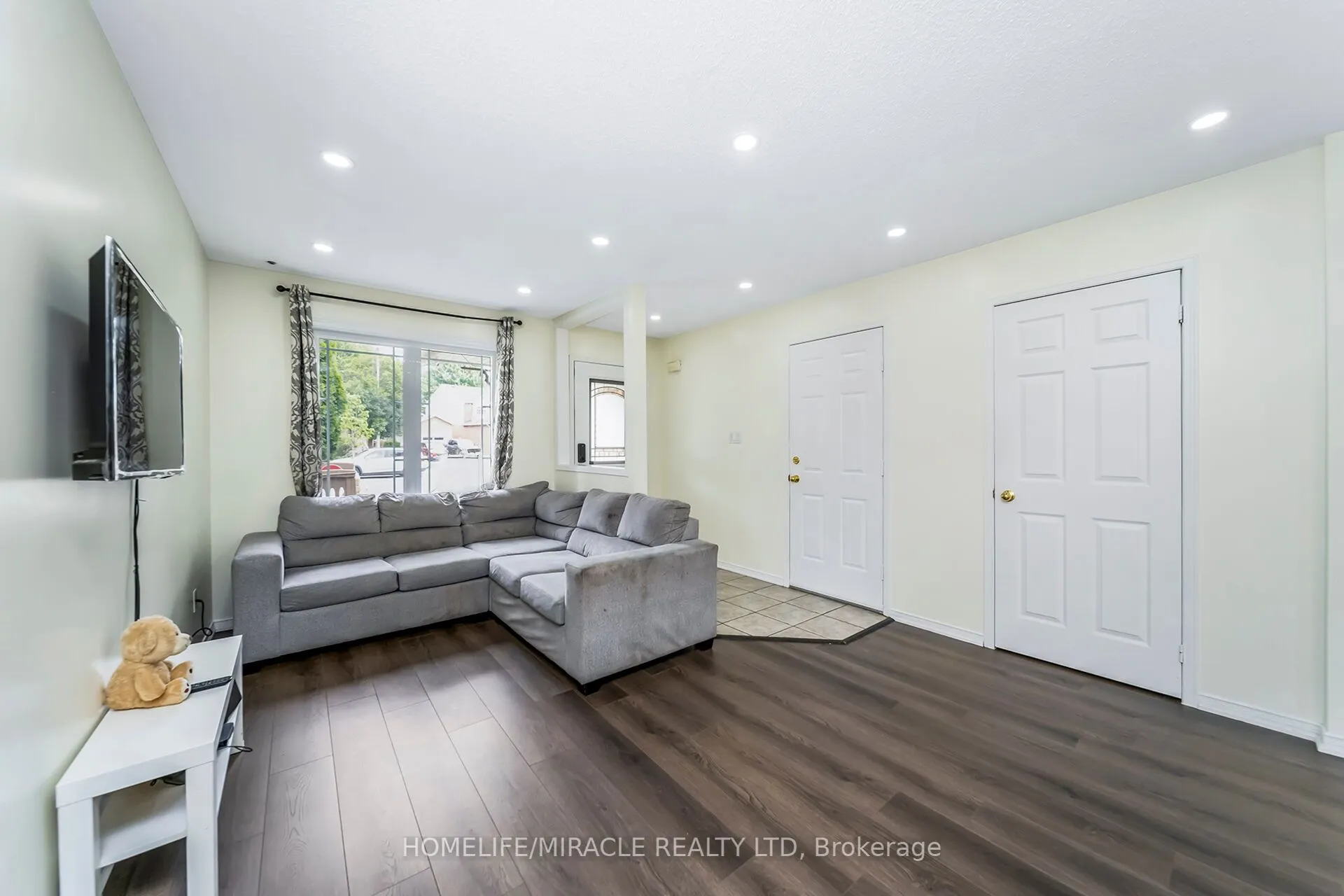 165 Tapscott Road N, #27