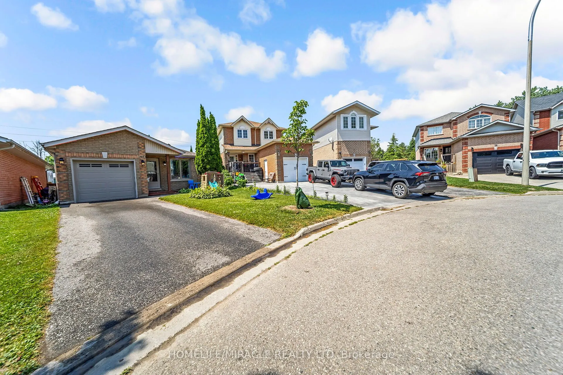 165 Tapscott Road N, #27