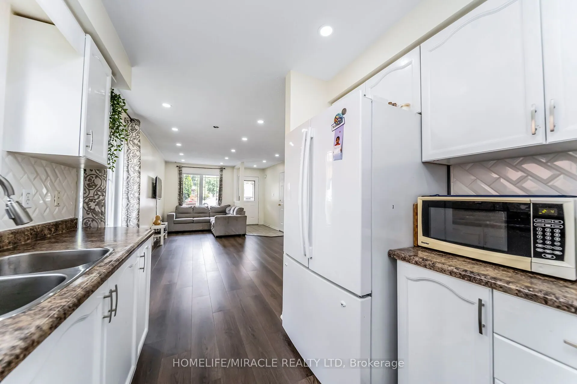 165 Tapscott Road N, #27