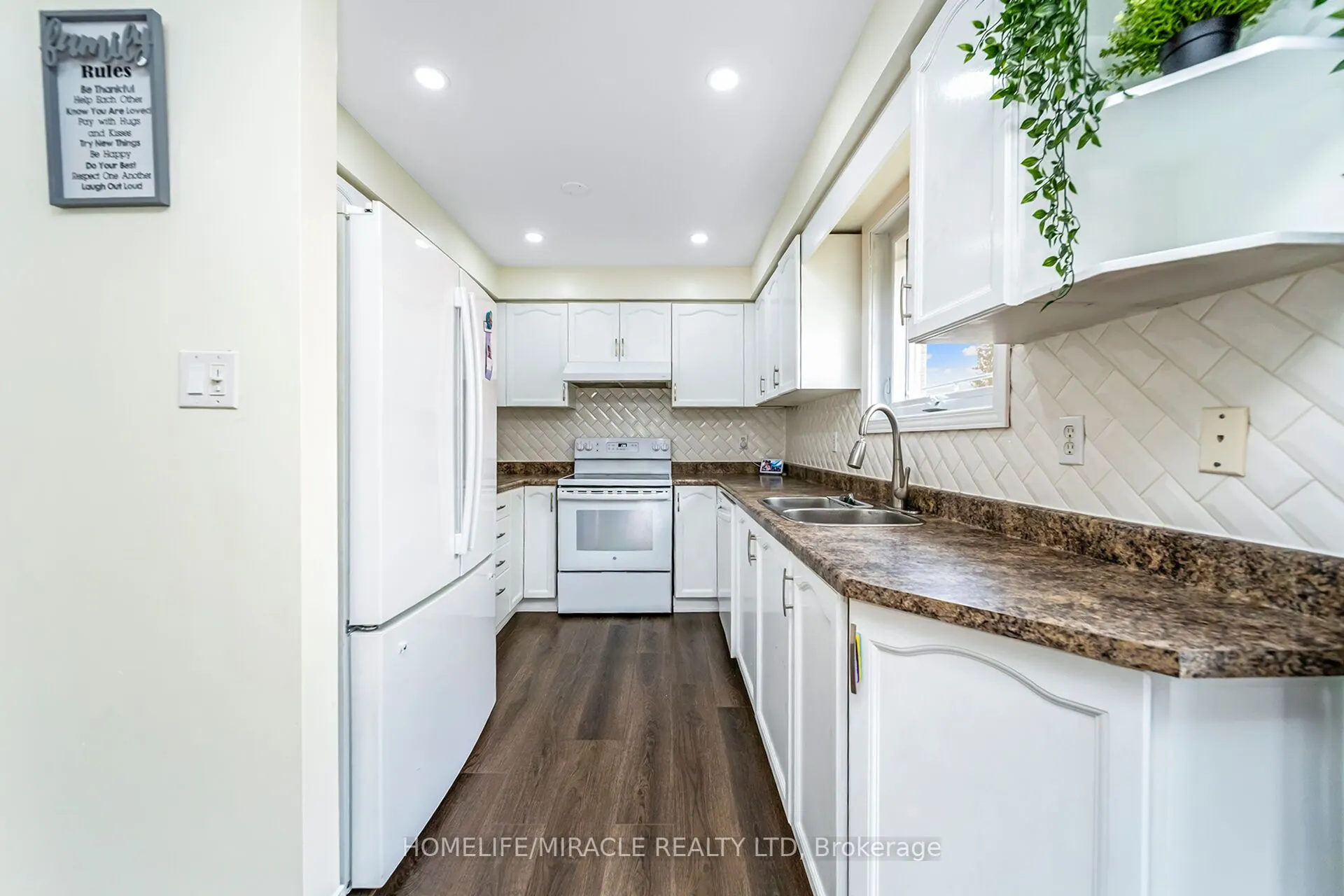 165 Tapscott Road N, #27