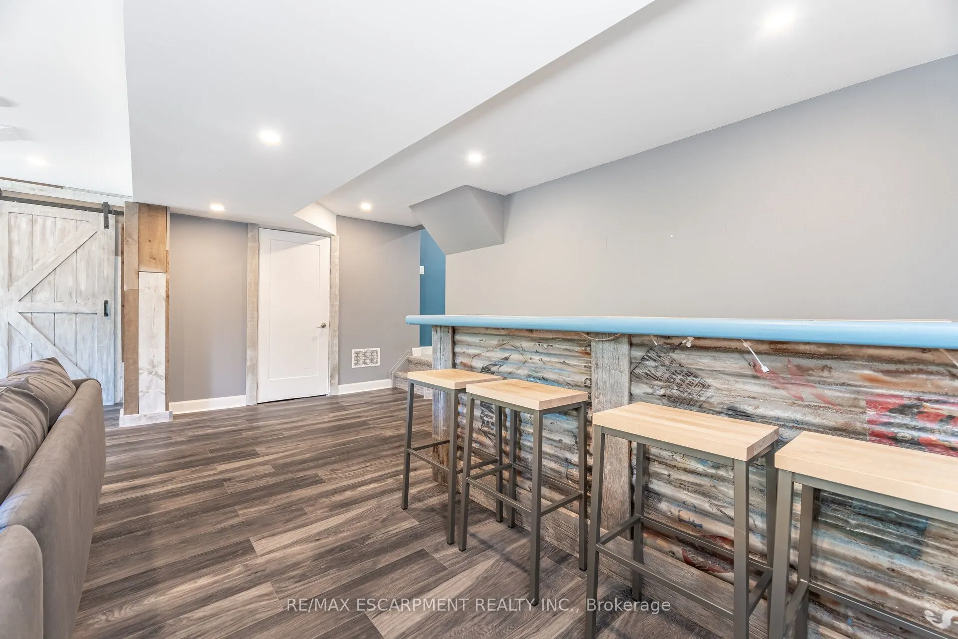362 Prince Of Wales Drive