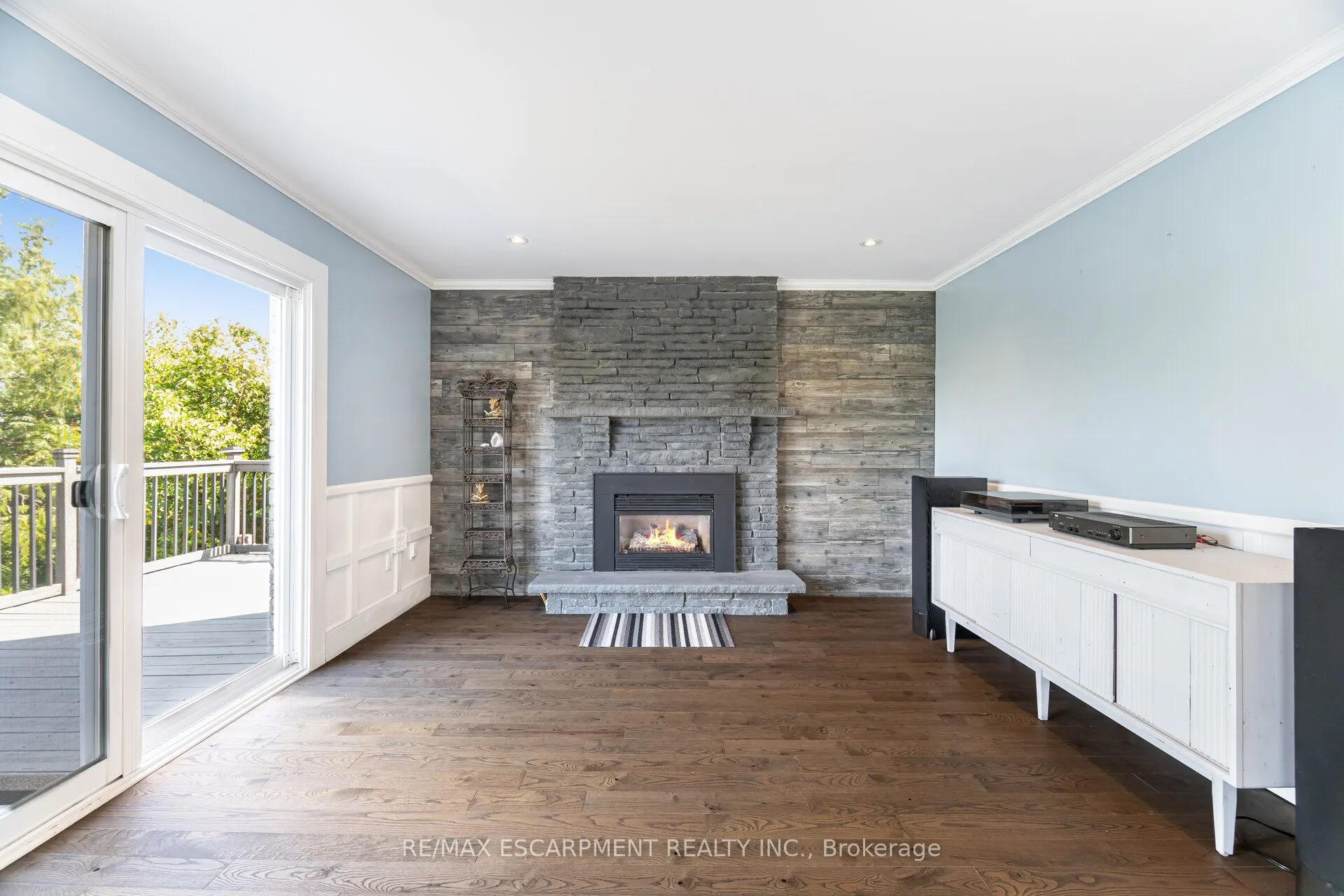 362 Prince Of Wales Drive