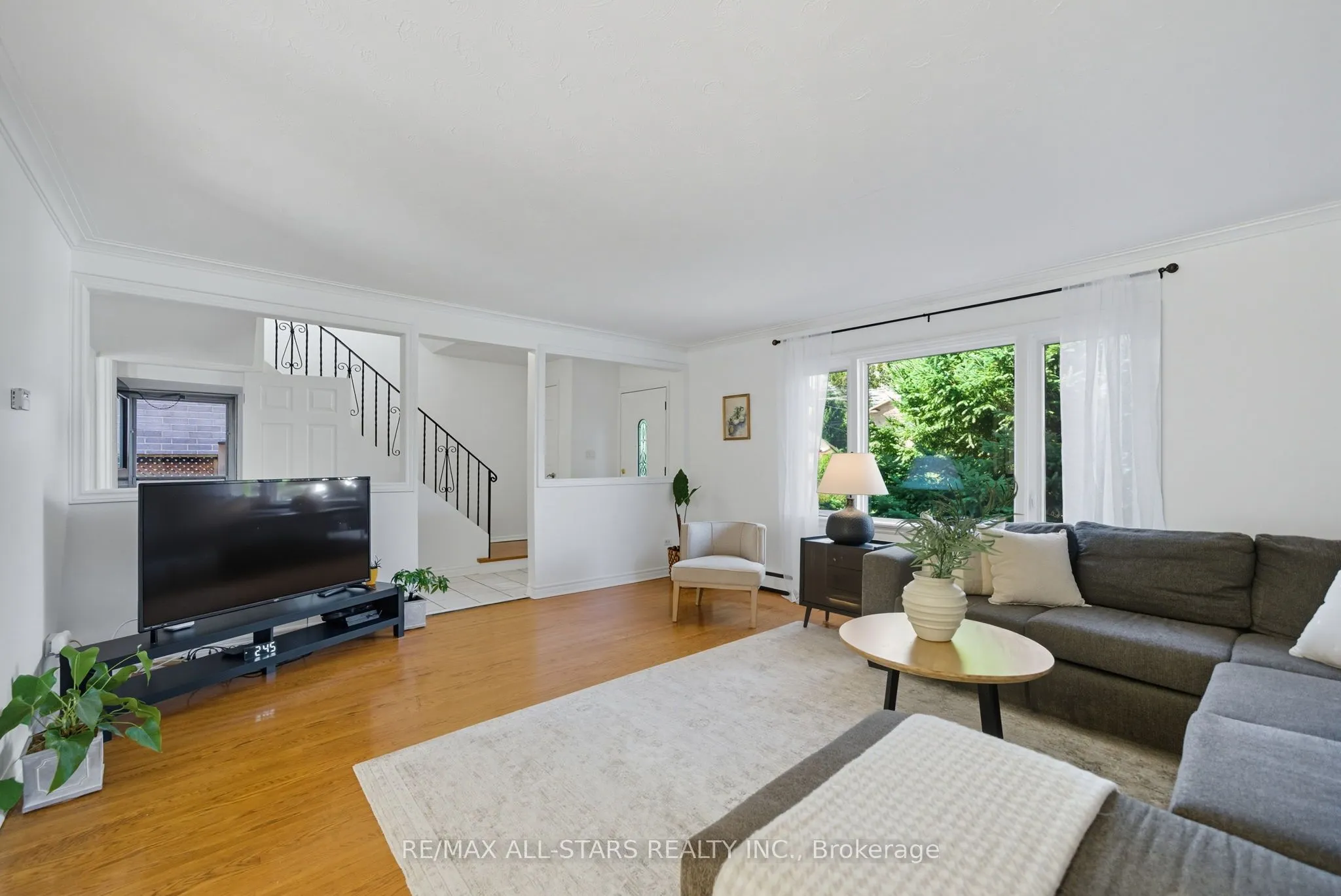 11 Chatterton Boulevard