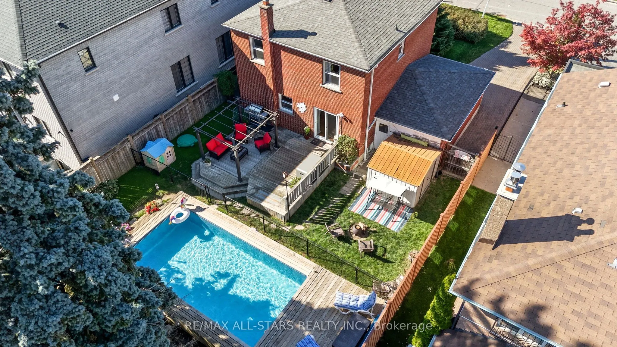11 Chatterton Boulevard