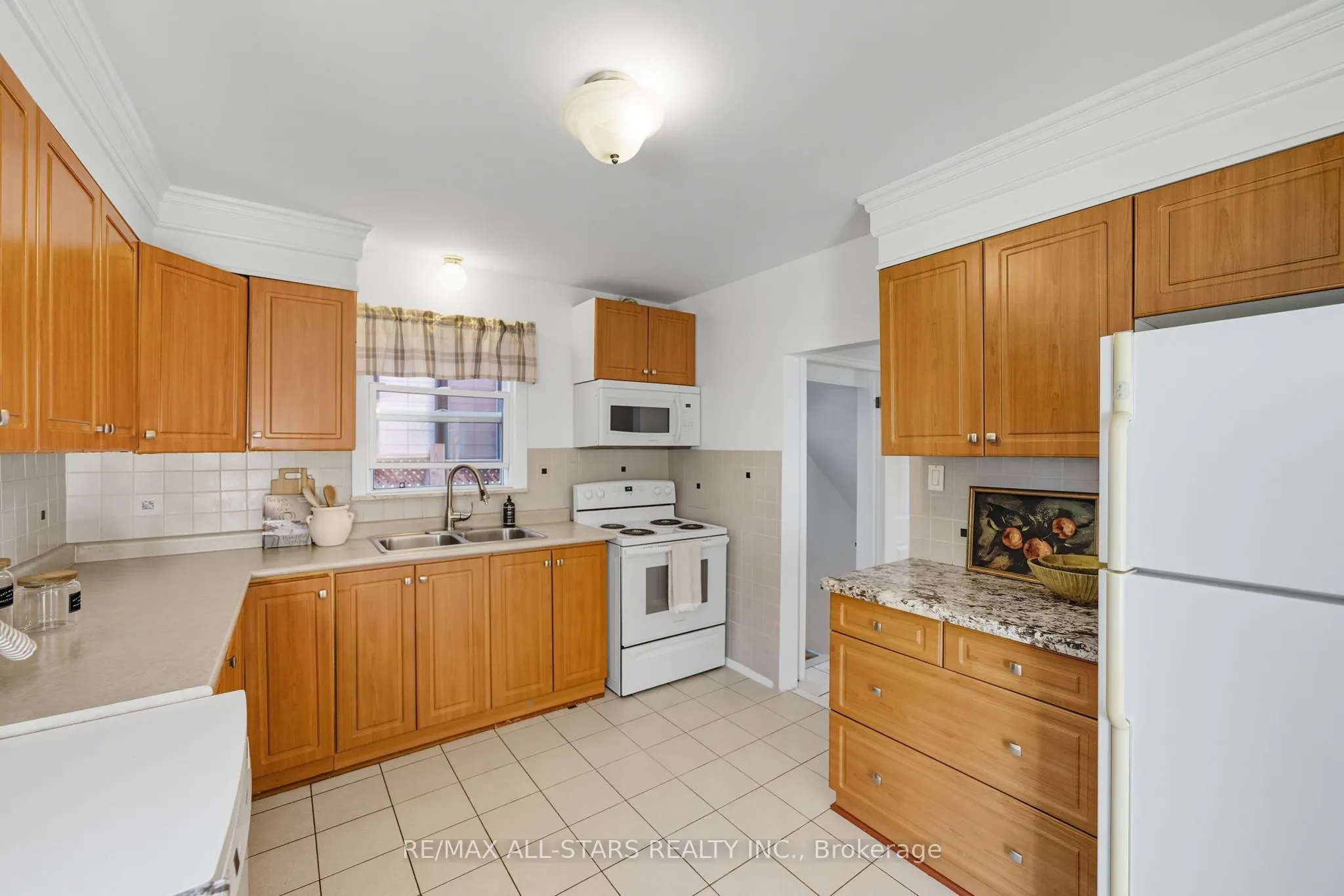 11 Chatterton Boulevard