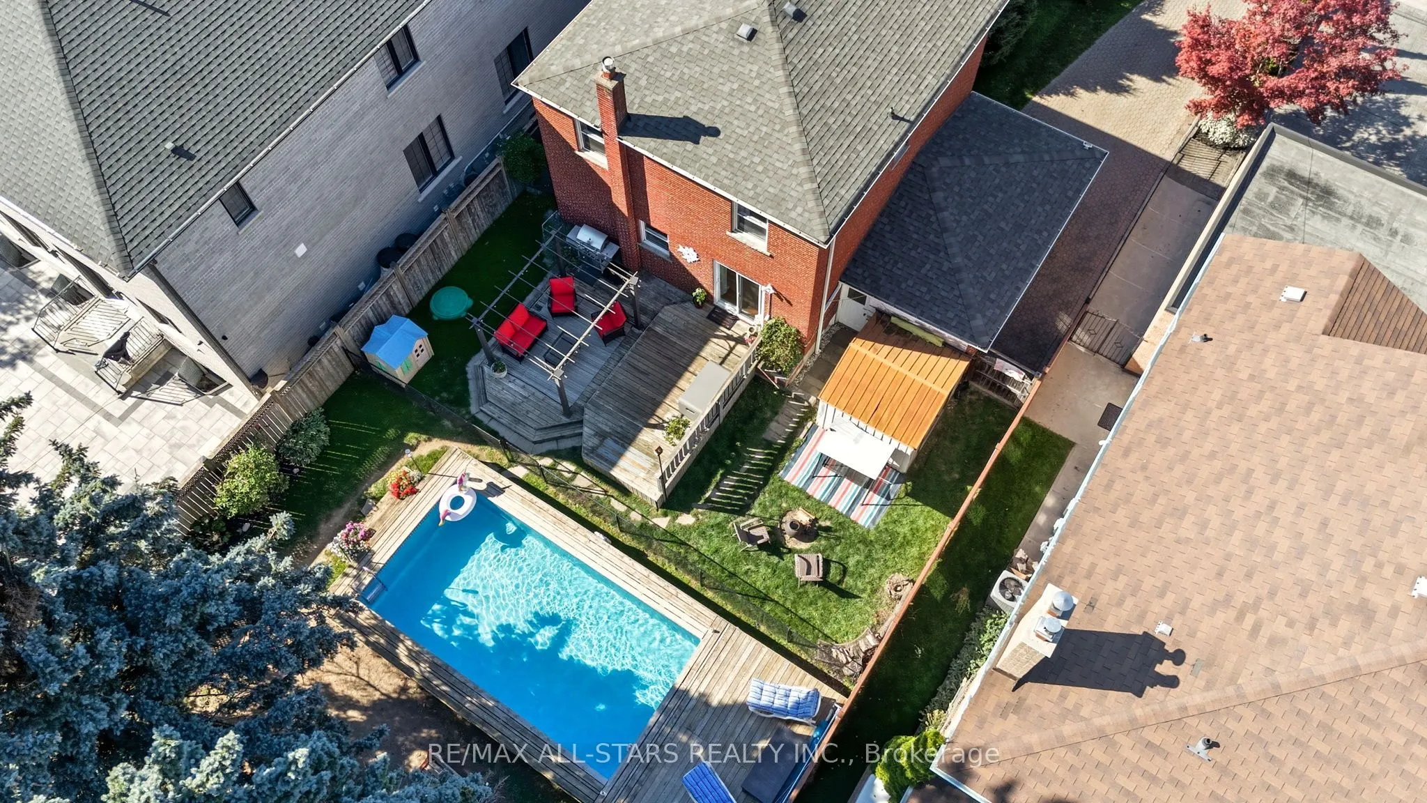 11 Chatterton Boulevard
