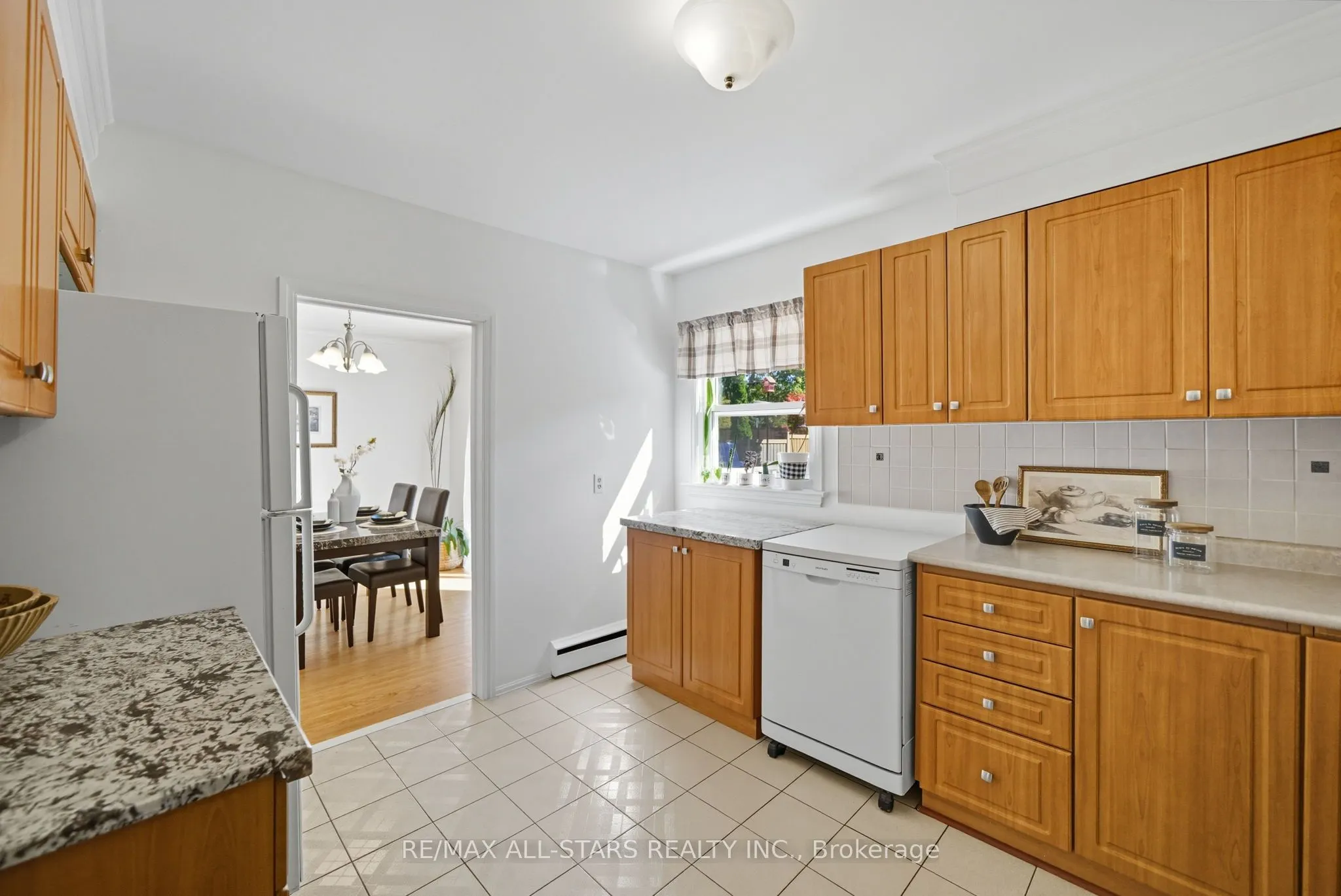 11 Chatterton Boulevard