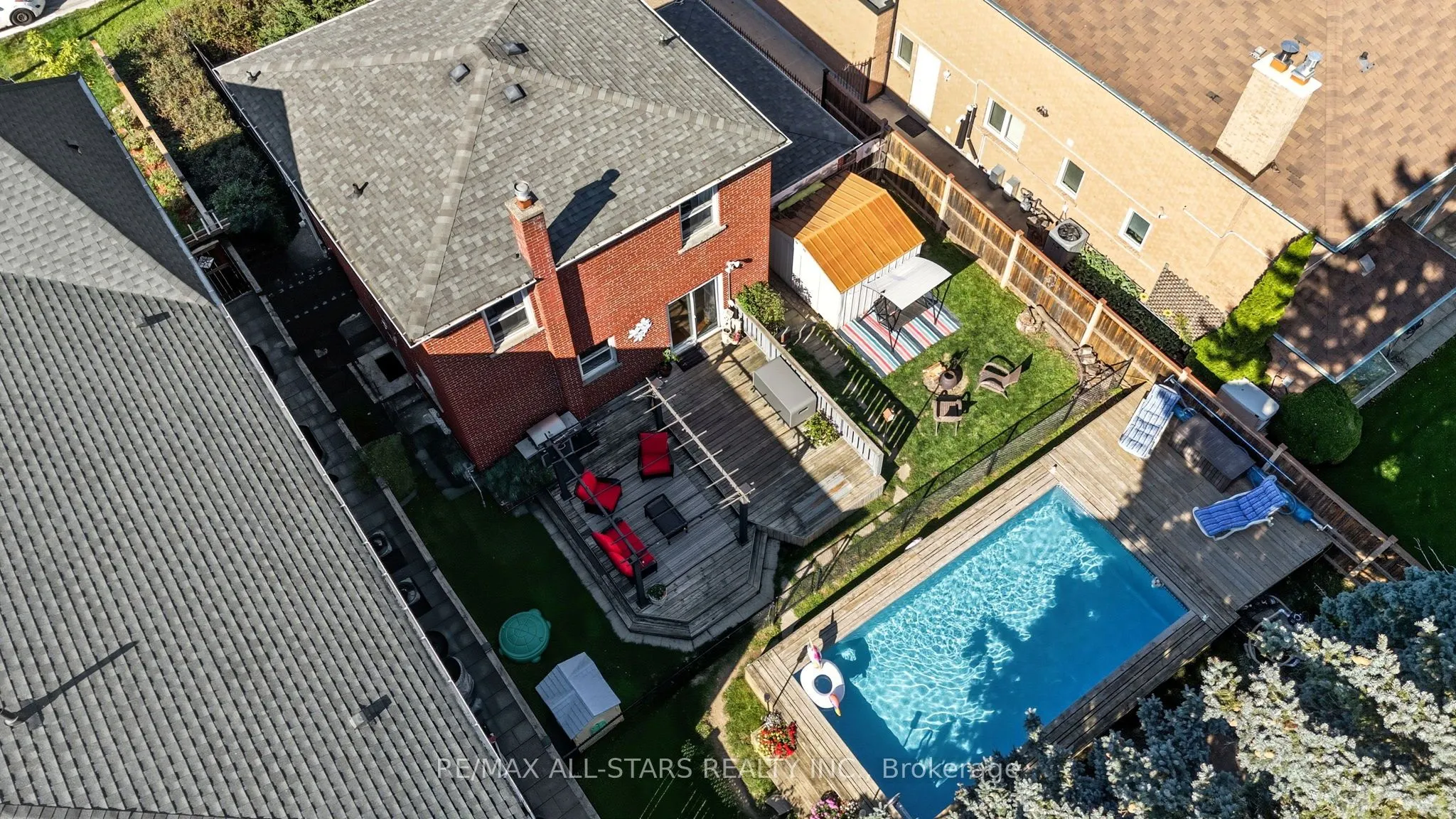 11 Chatterton Boulevard