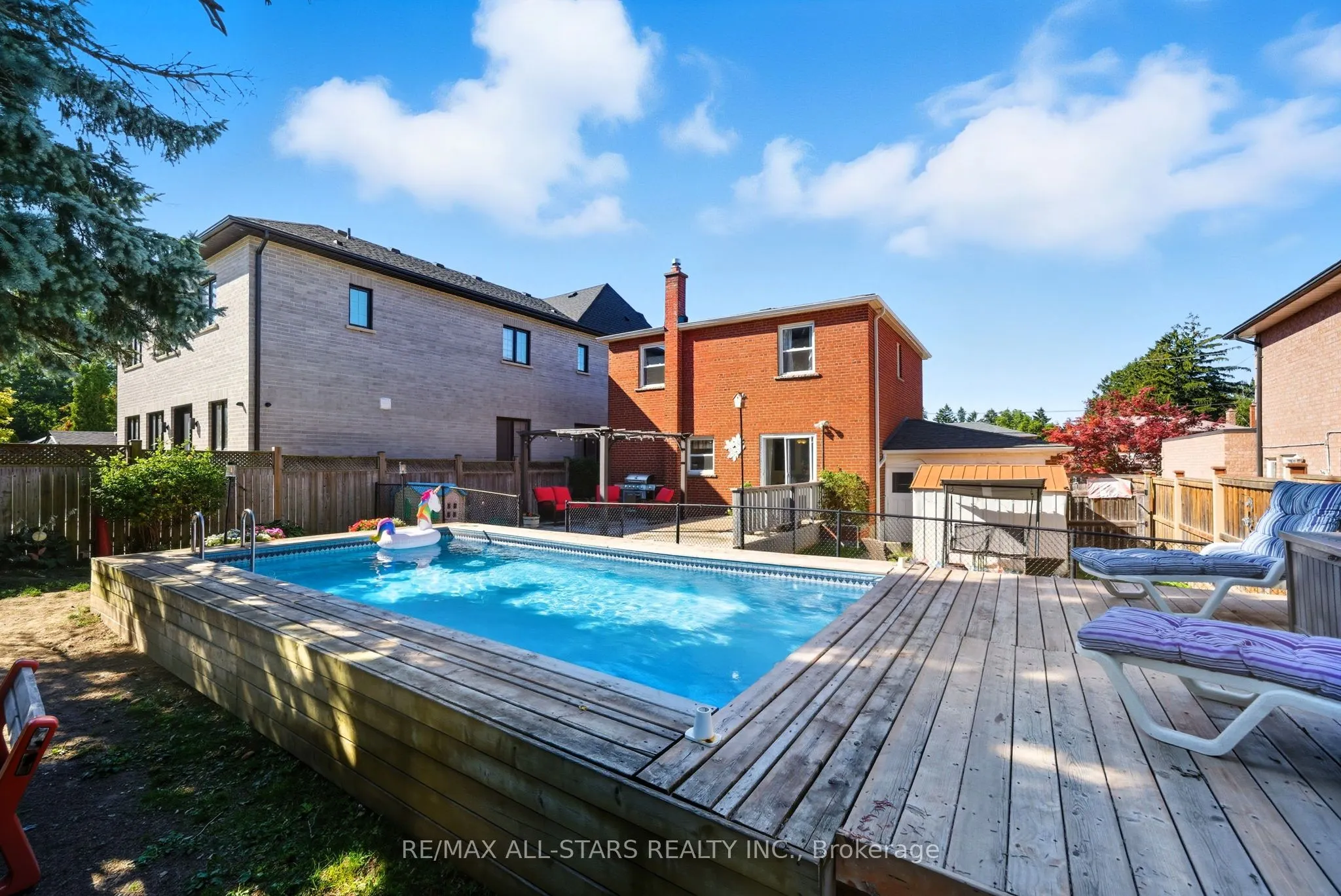 11 Chatterton Boulevard
