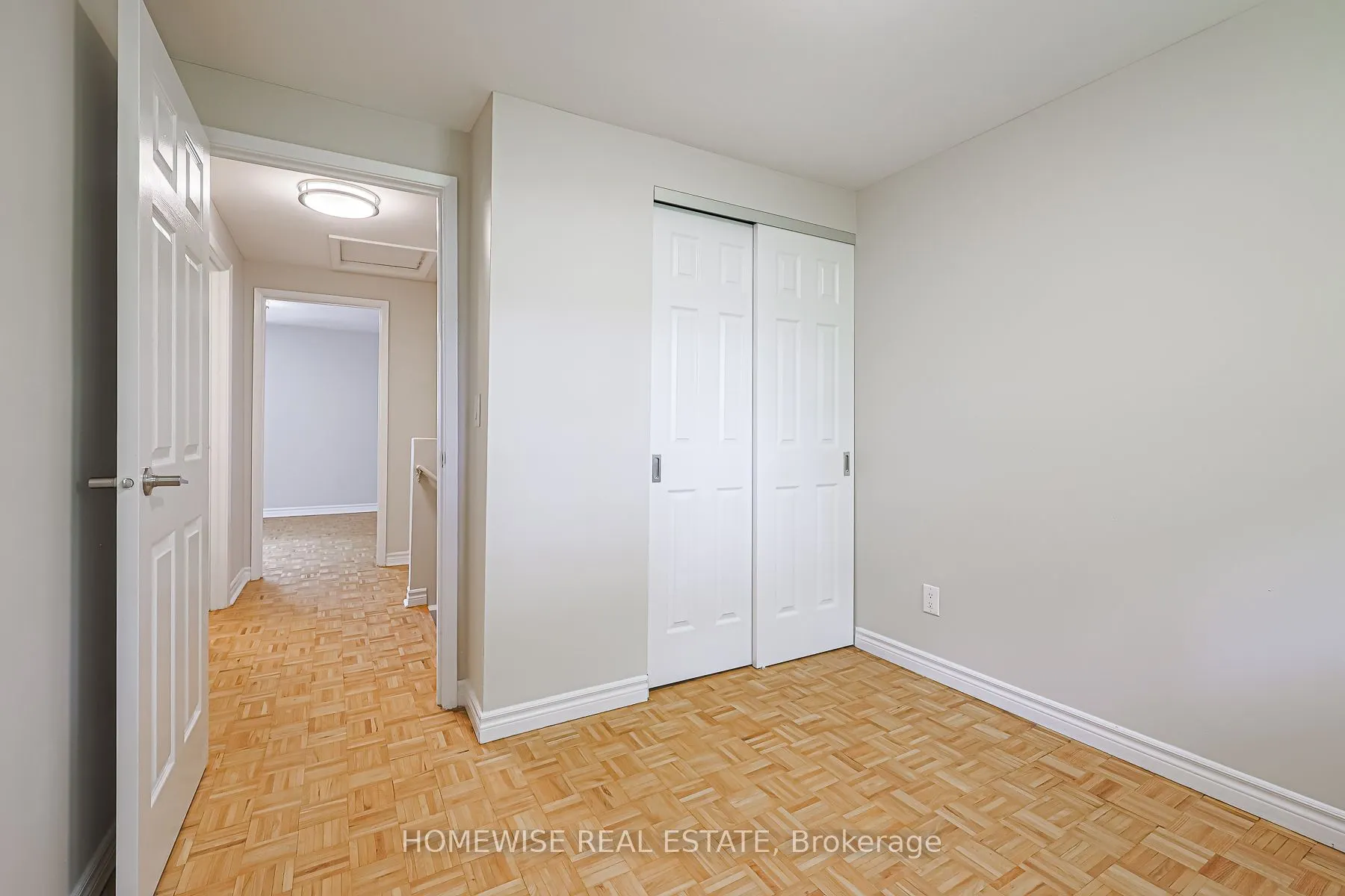 560 Waverly Street N, #28