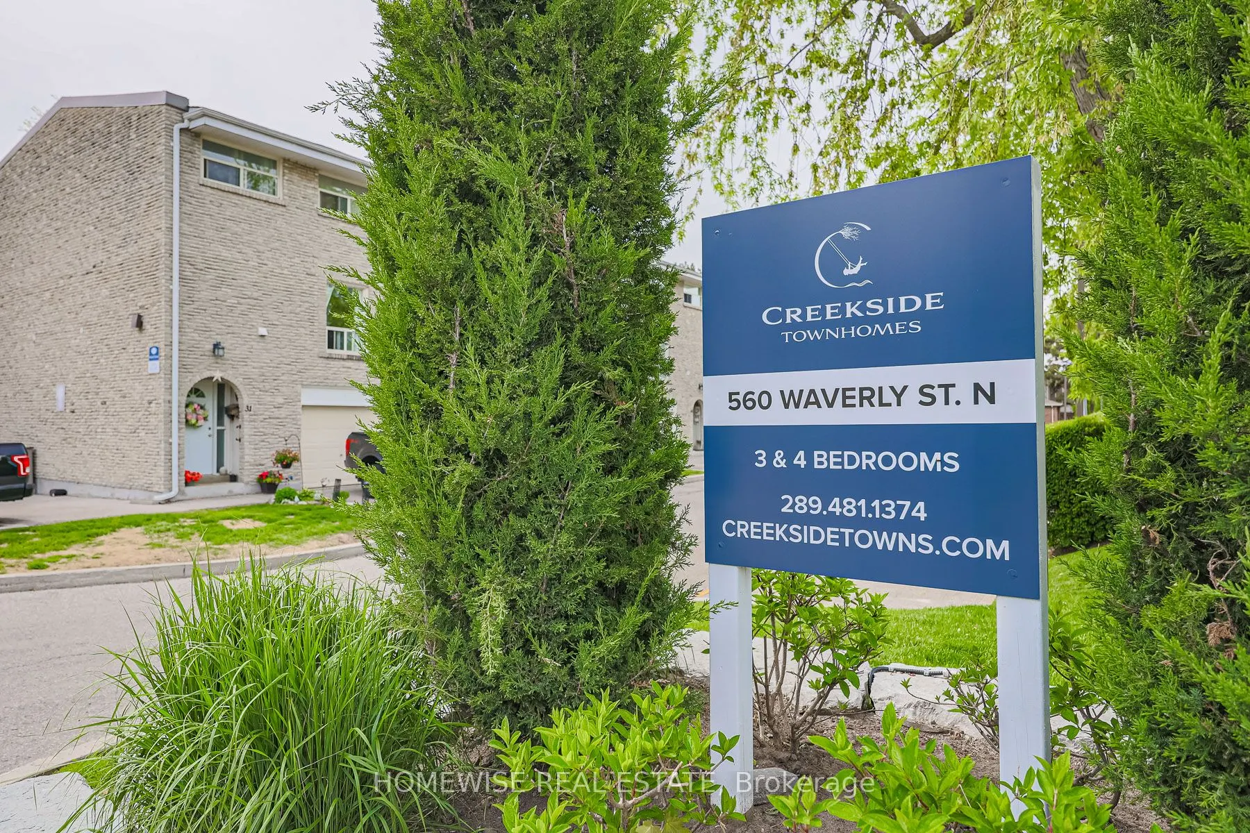 560 Waverly Street N, #28