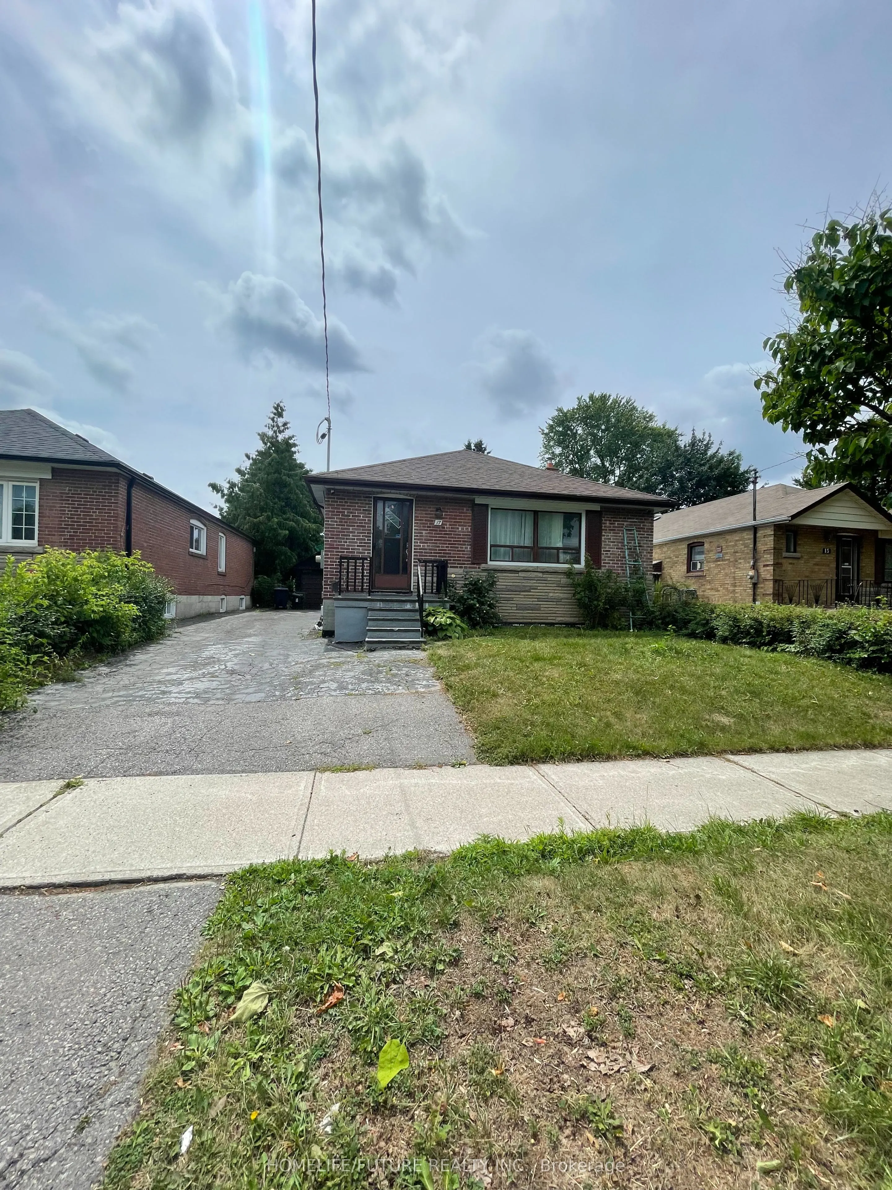 17 Flintridge Road, #Main