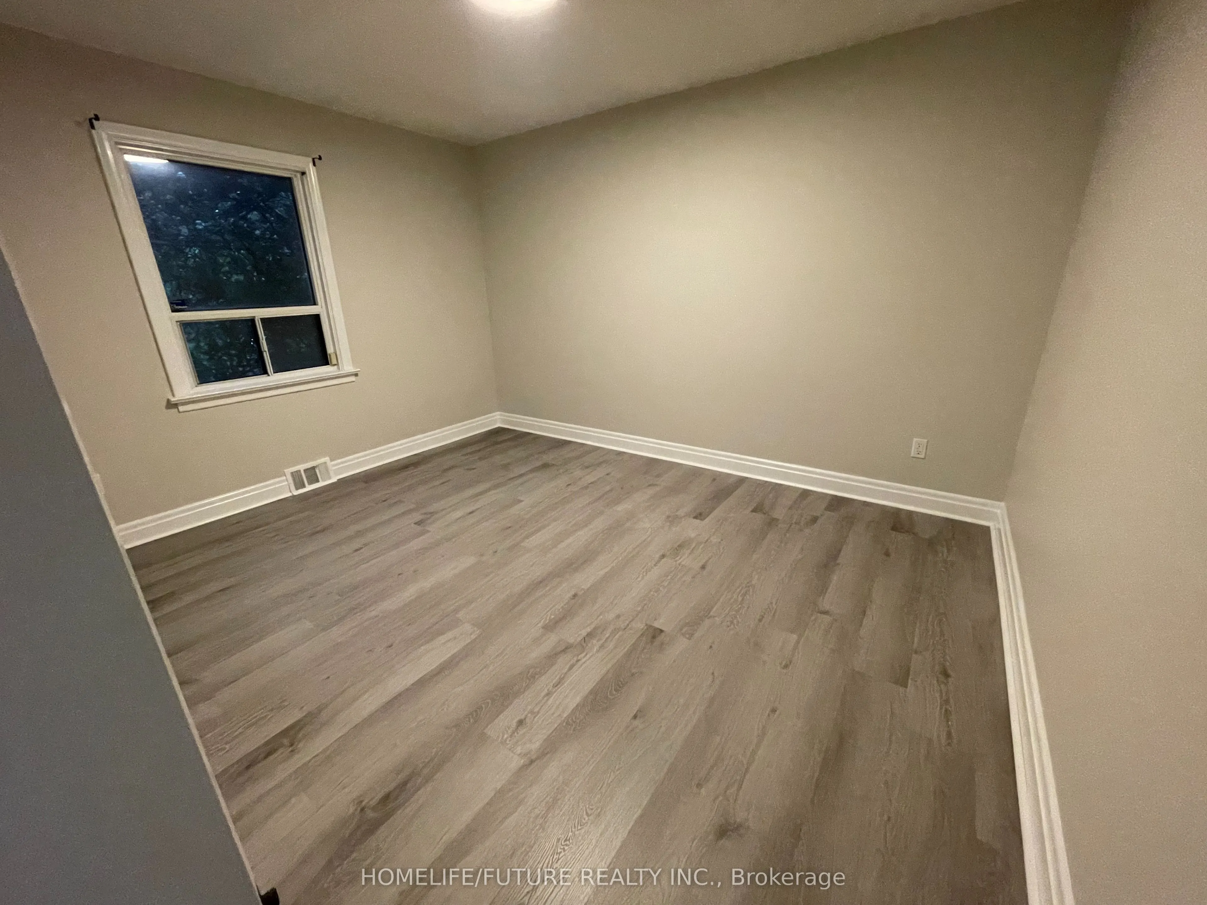17 Flintridge Road, #Main
