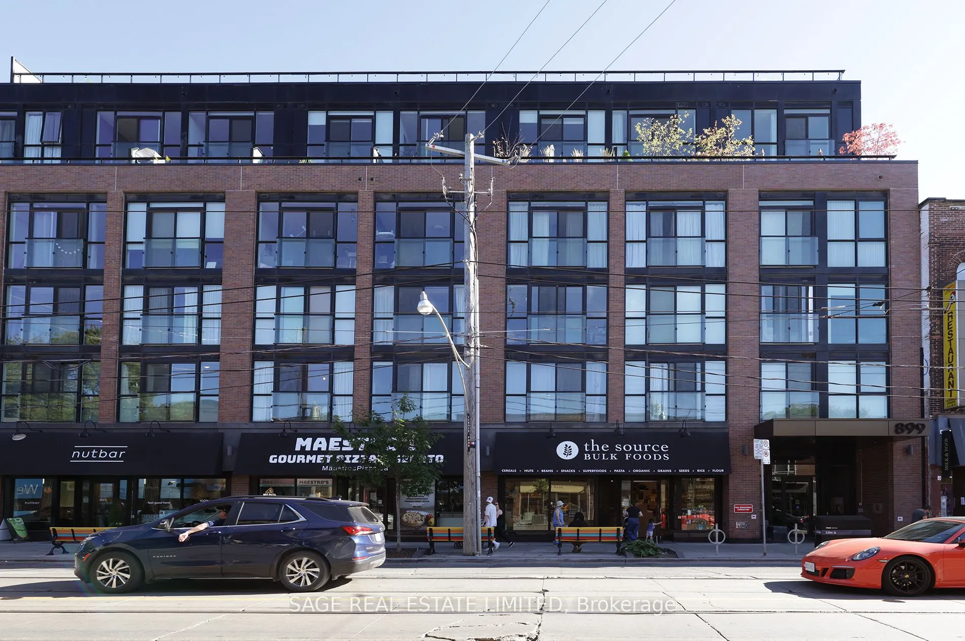 899 Queen Street E, #605