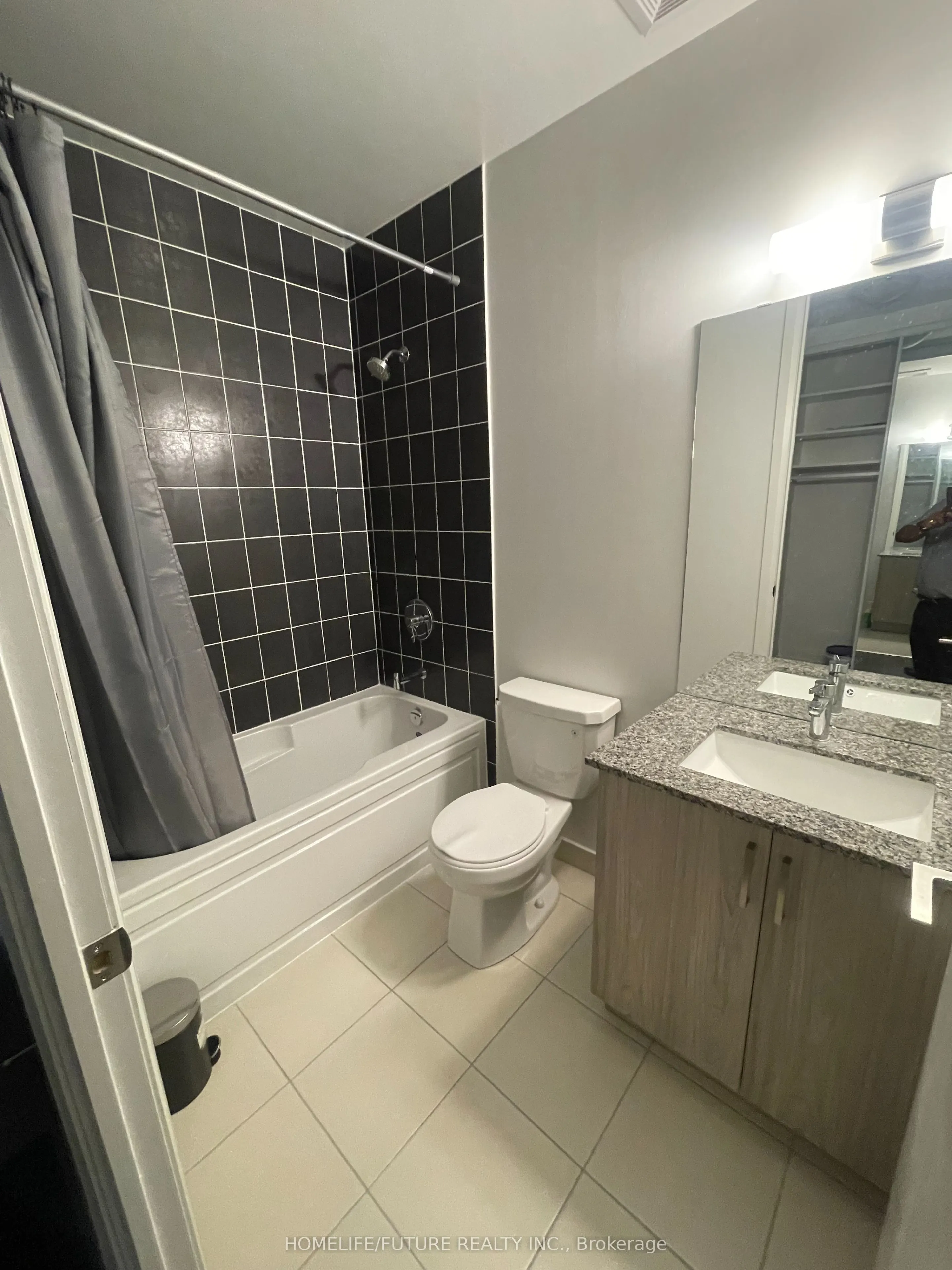 20 Meadowglen Place, #2803