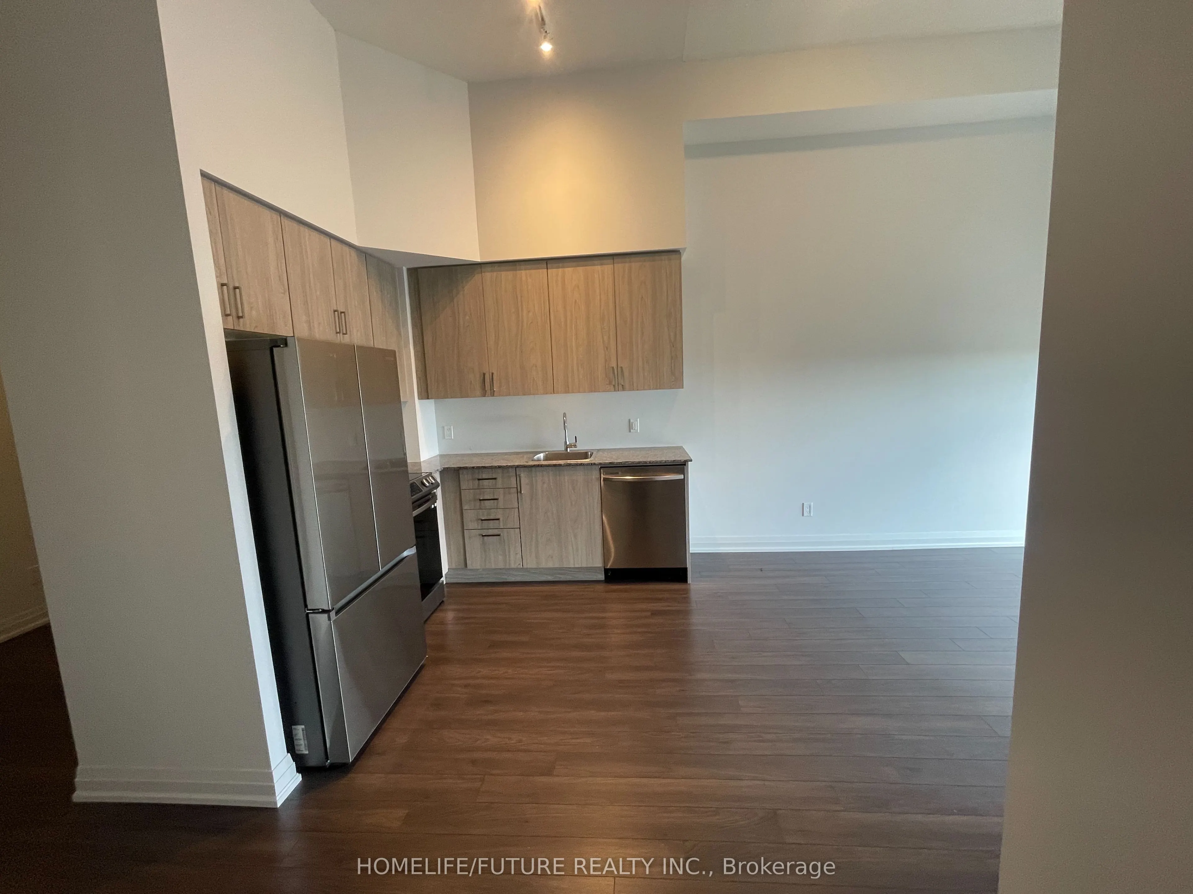 20 Meadowglen Place, #2803