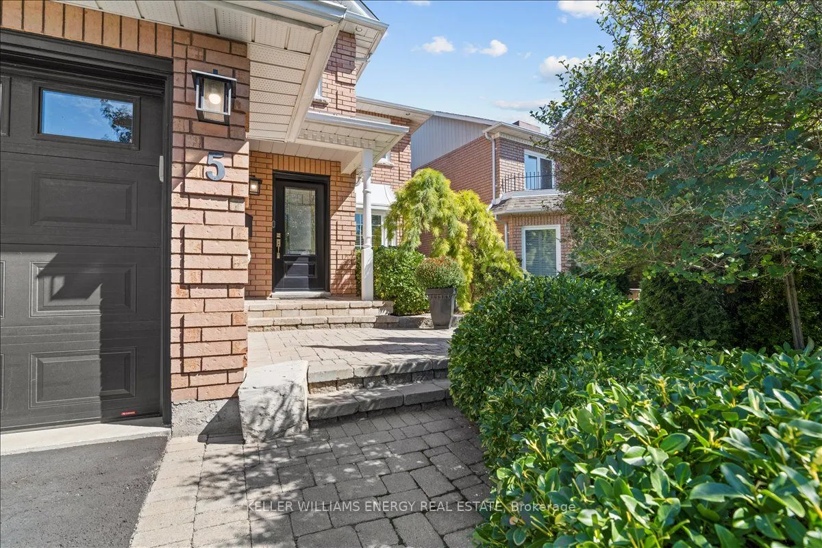 5 Hester Avenue
