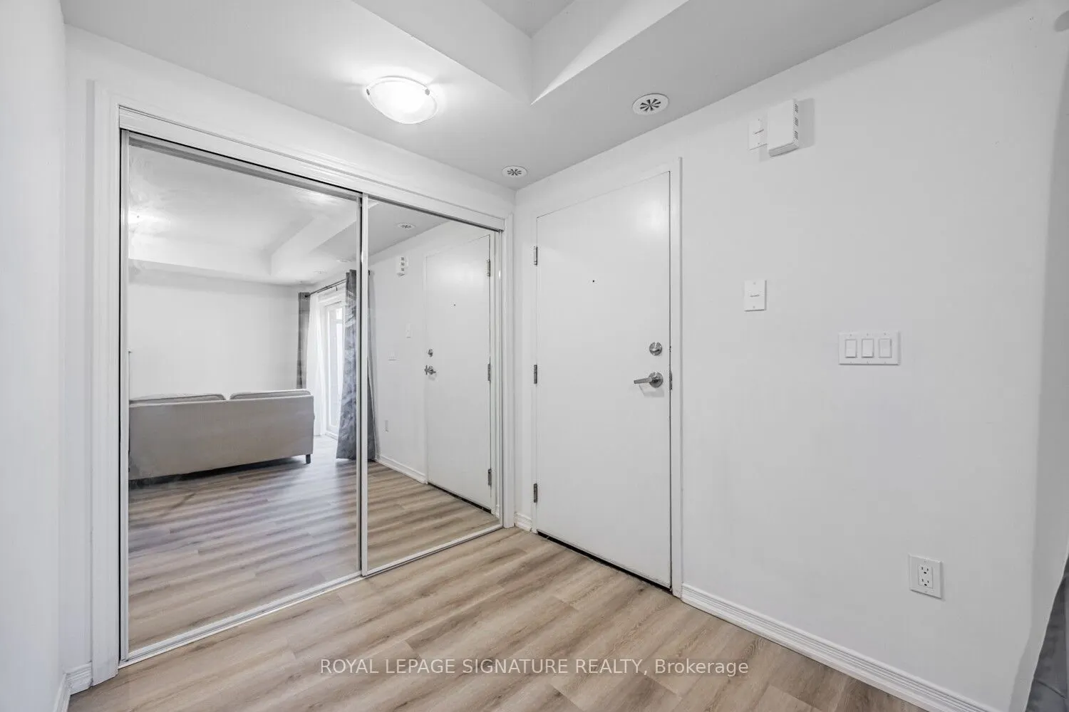 510 Kingbird Grove, #115