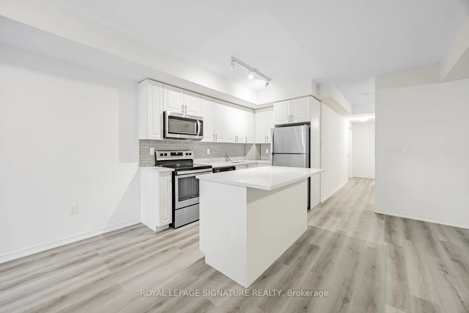 510 Kingbird Grove, #115