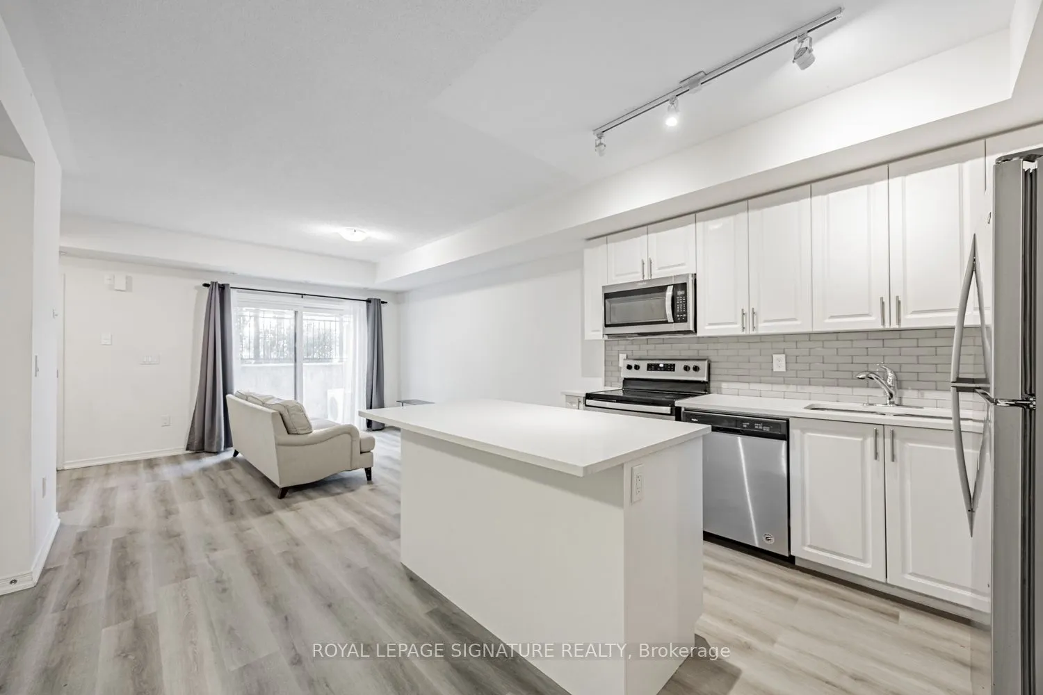 510 Kingbird Grove, #115