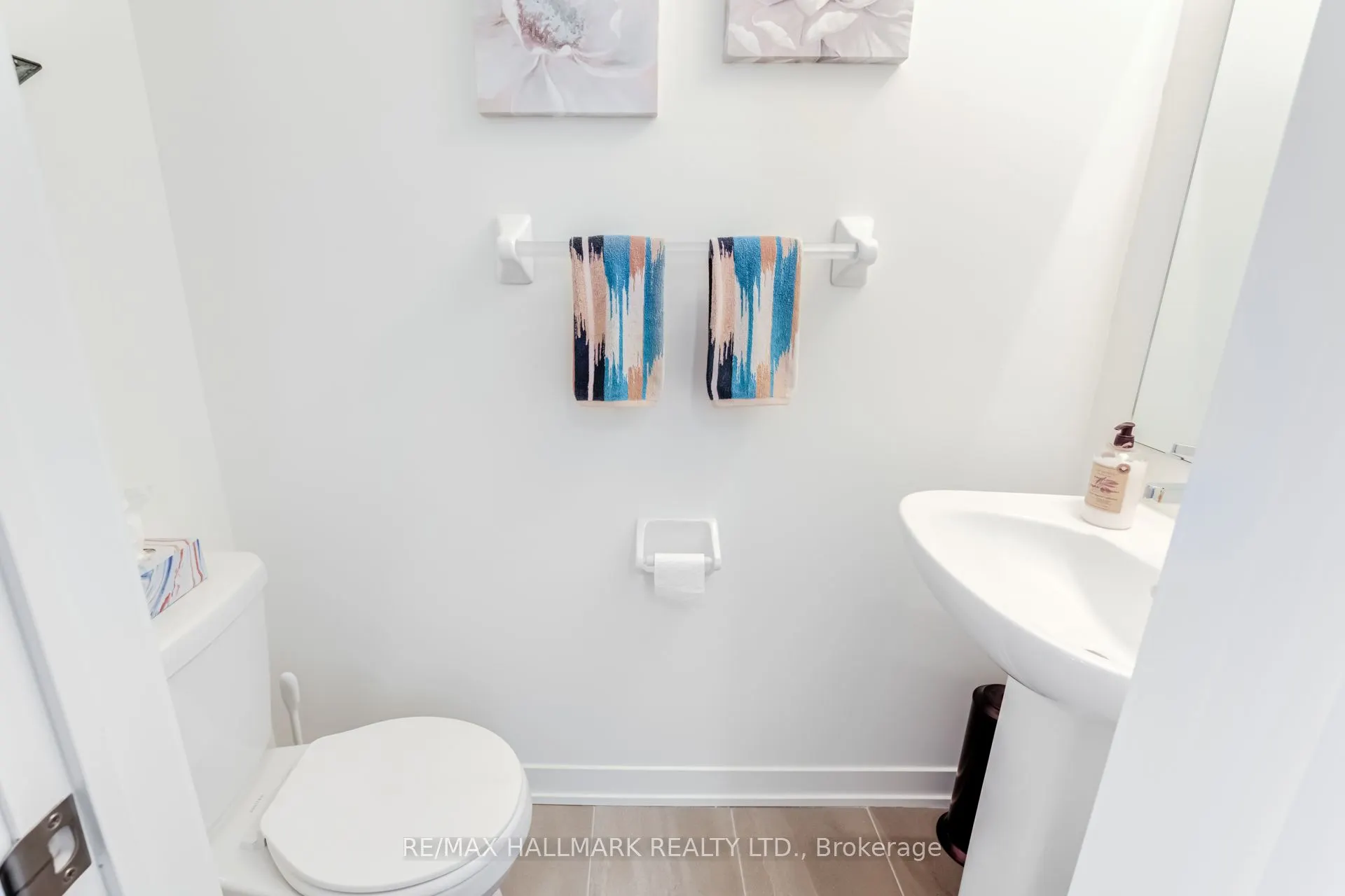 1525 Kingston Road, #803