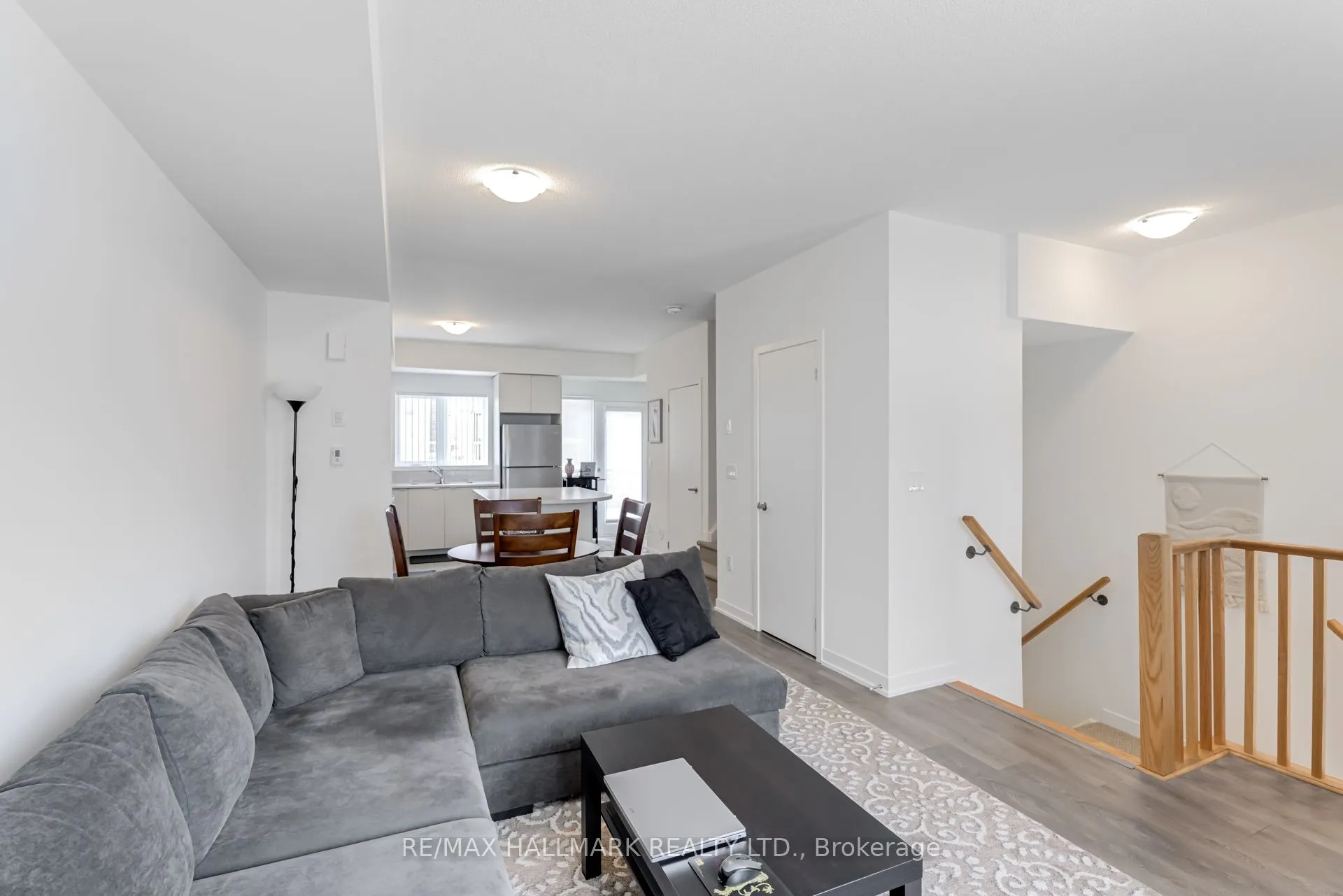 1525 Kingston Road, #803