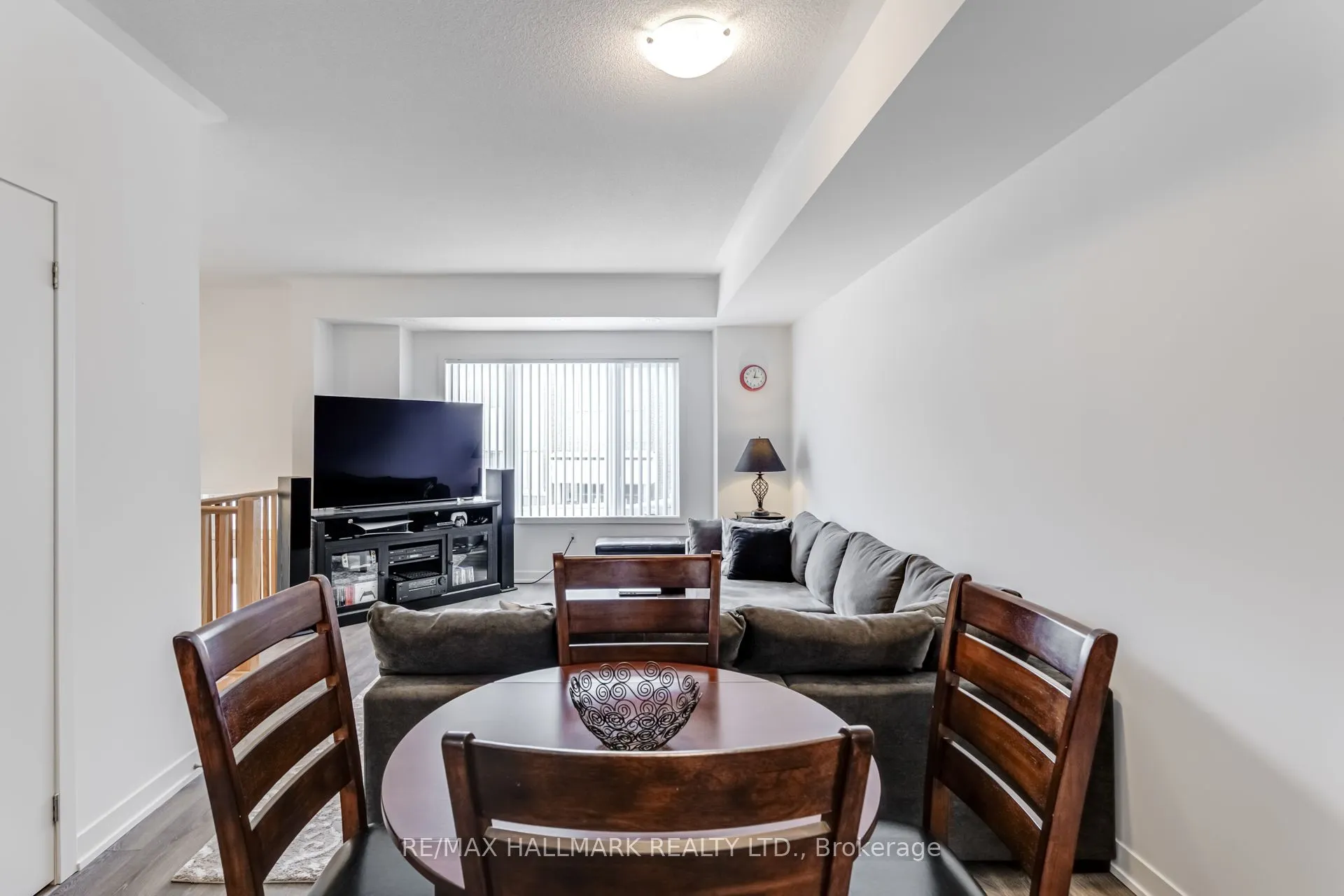 1525 Kingston Road, #803