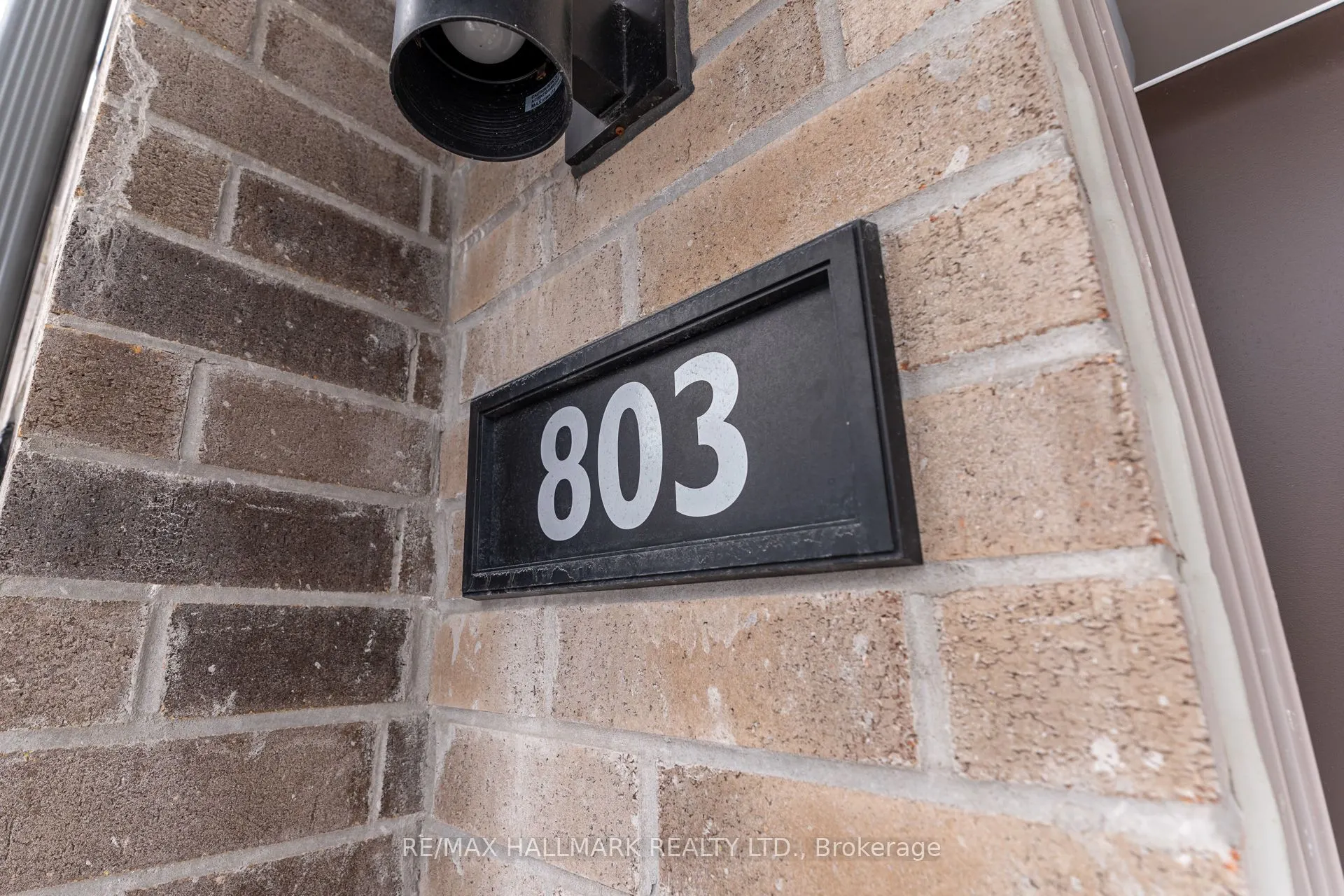 1525 Kingston Road, #803