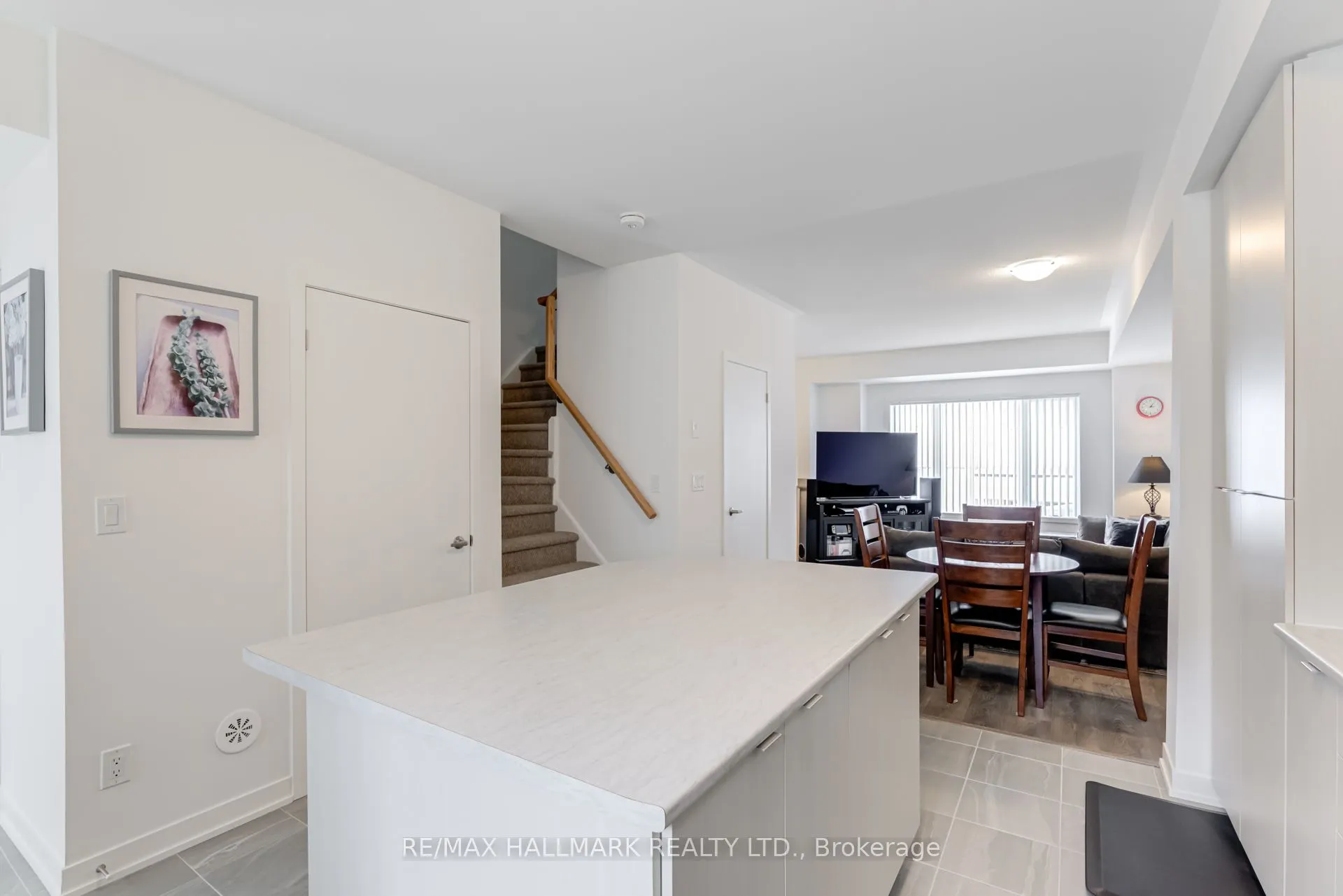 1525 Kingston Road, #803
