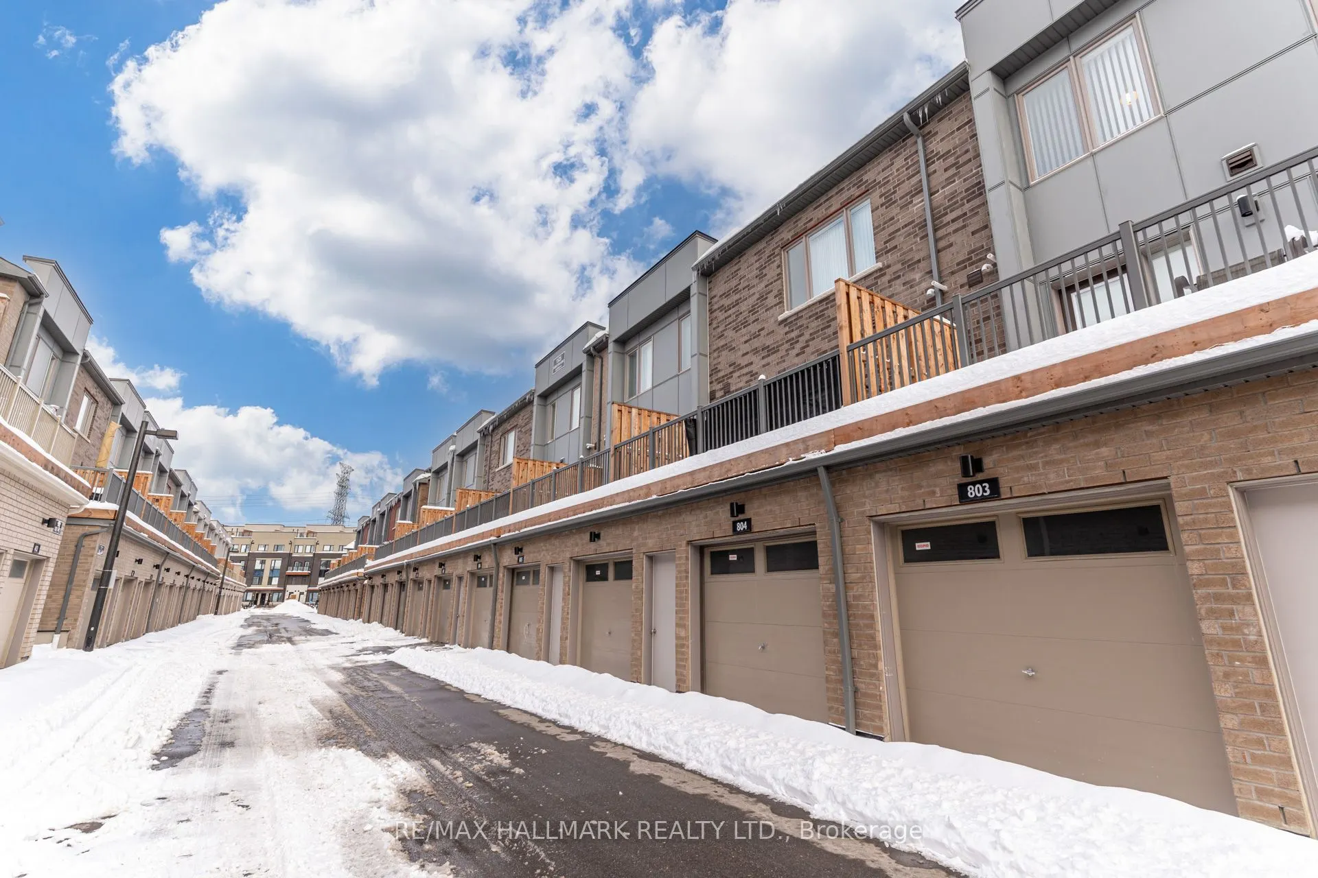 1525 Kingston Road, #803