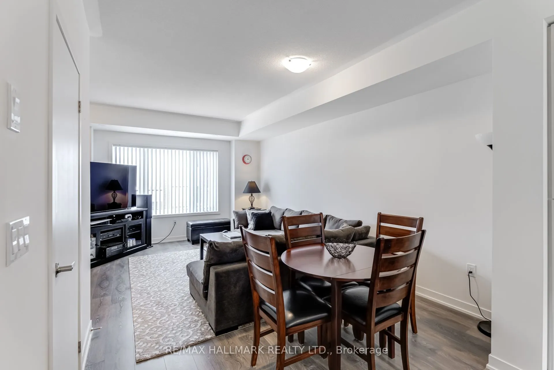 1525 Kingston Road, #803