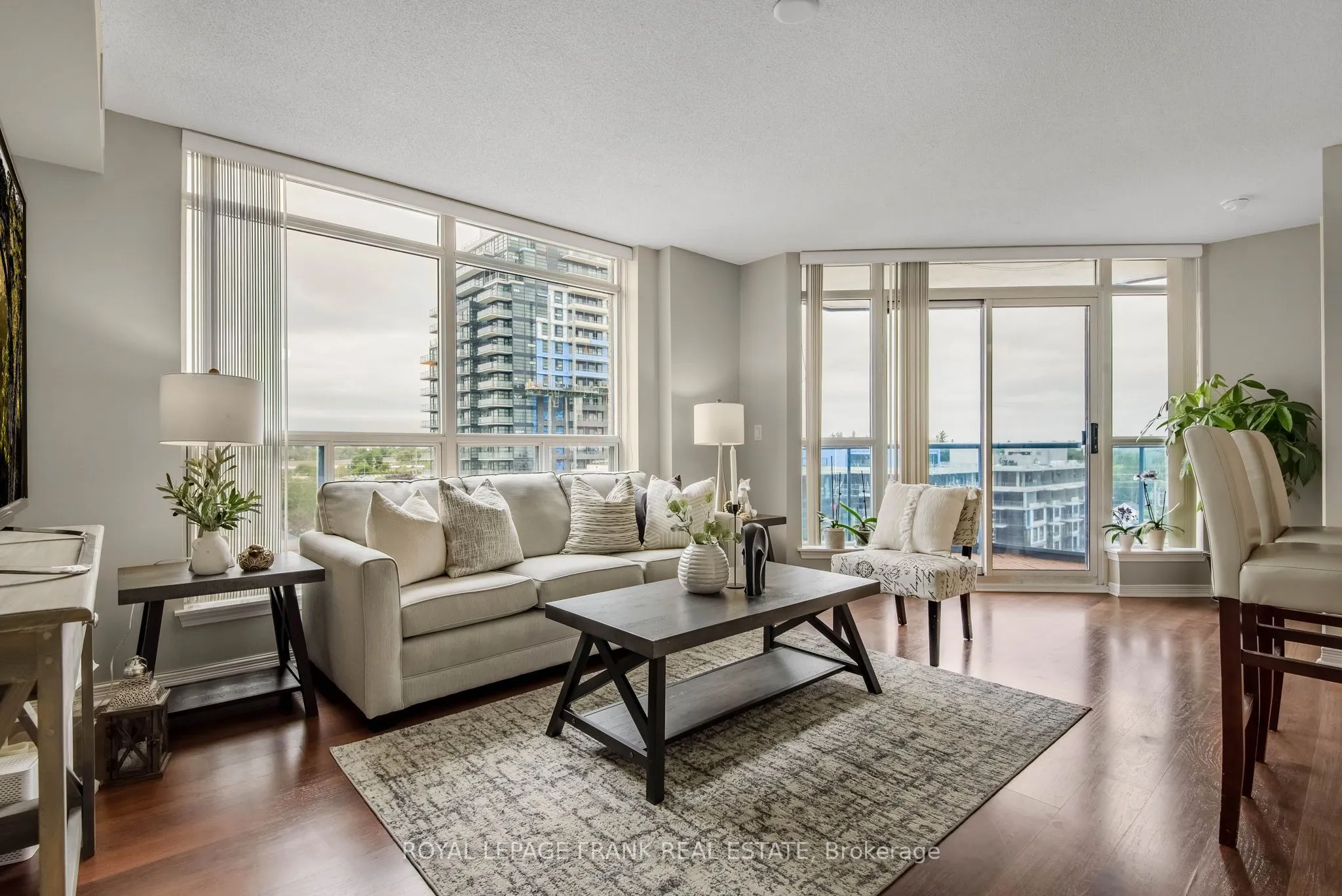 340 Watson Street W, #701