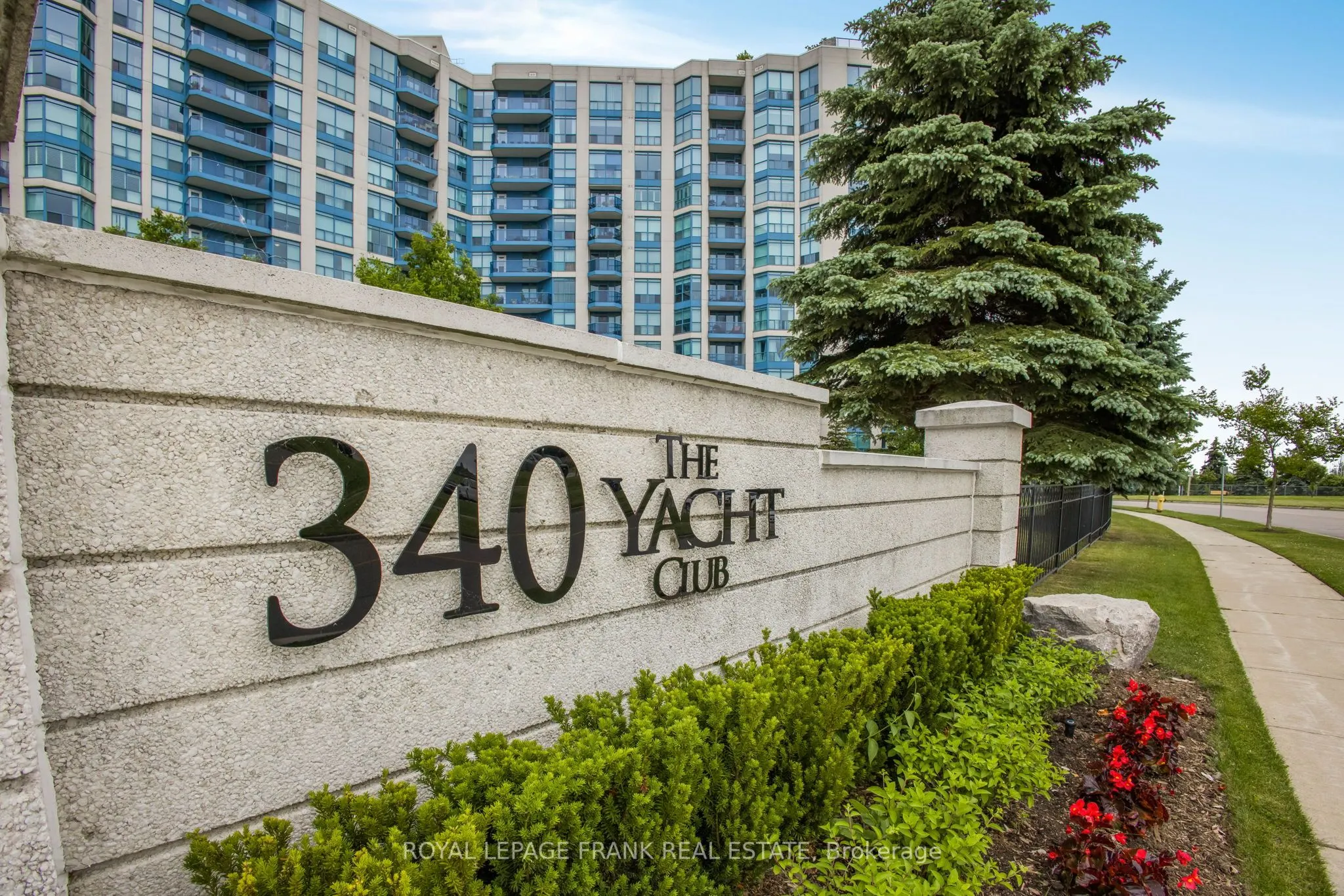 340 Watson Street W, #701