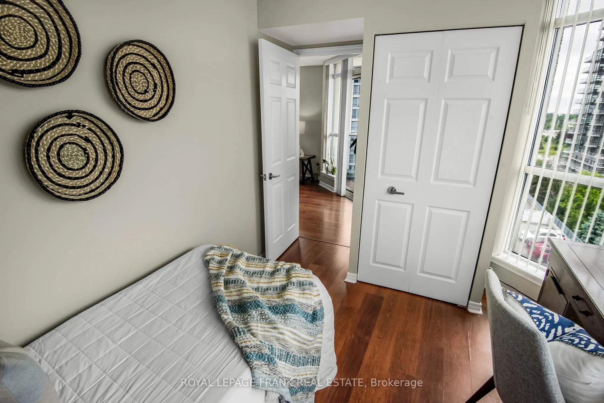 340 Watson Street W, #701