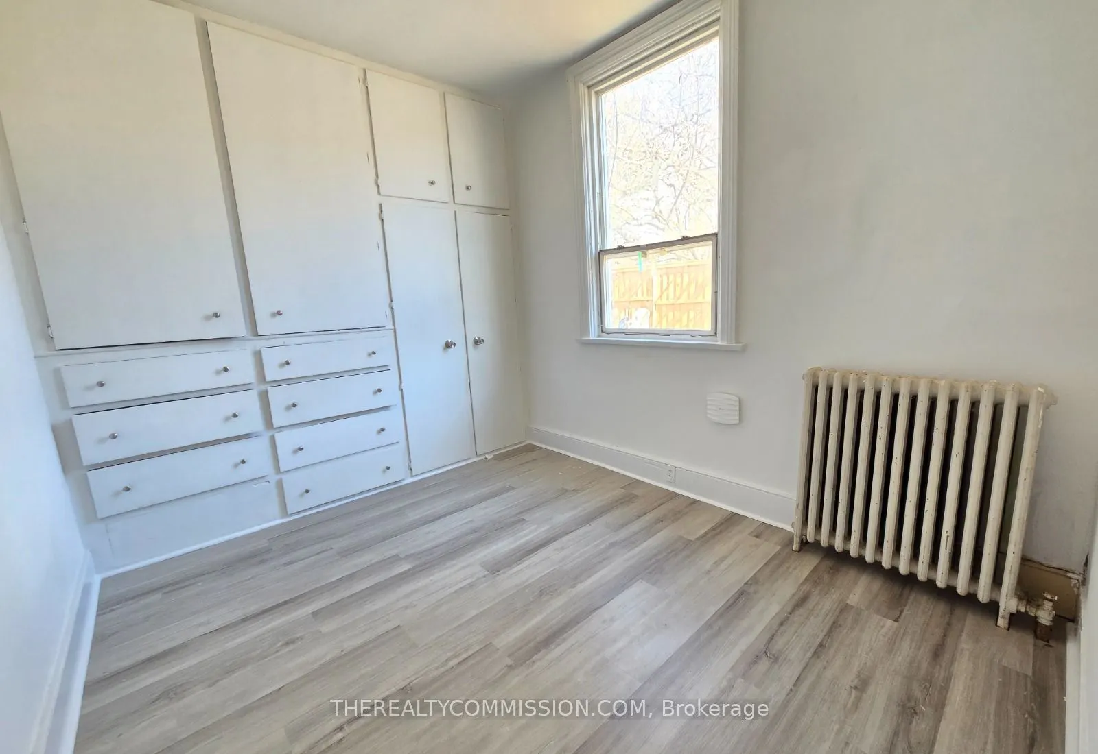 610 Dundas Street W, #10